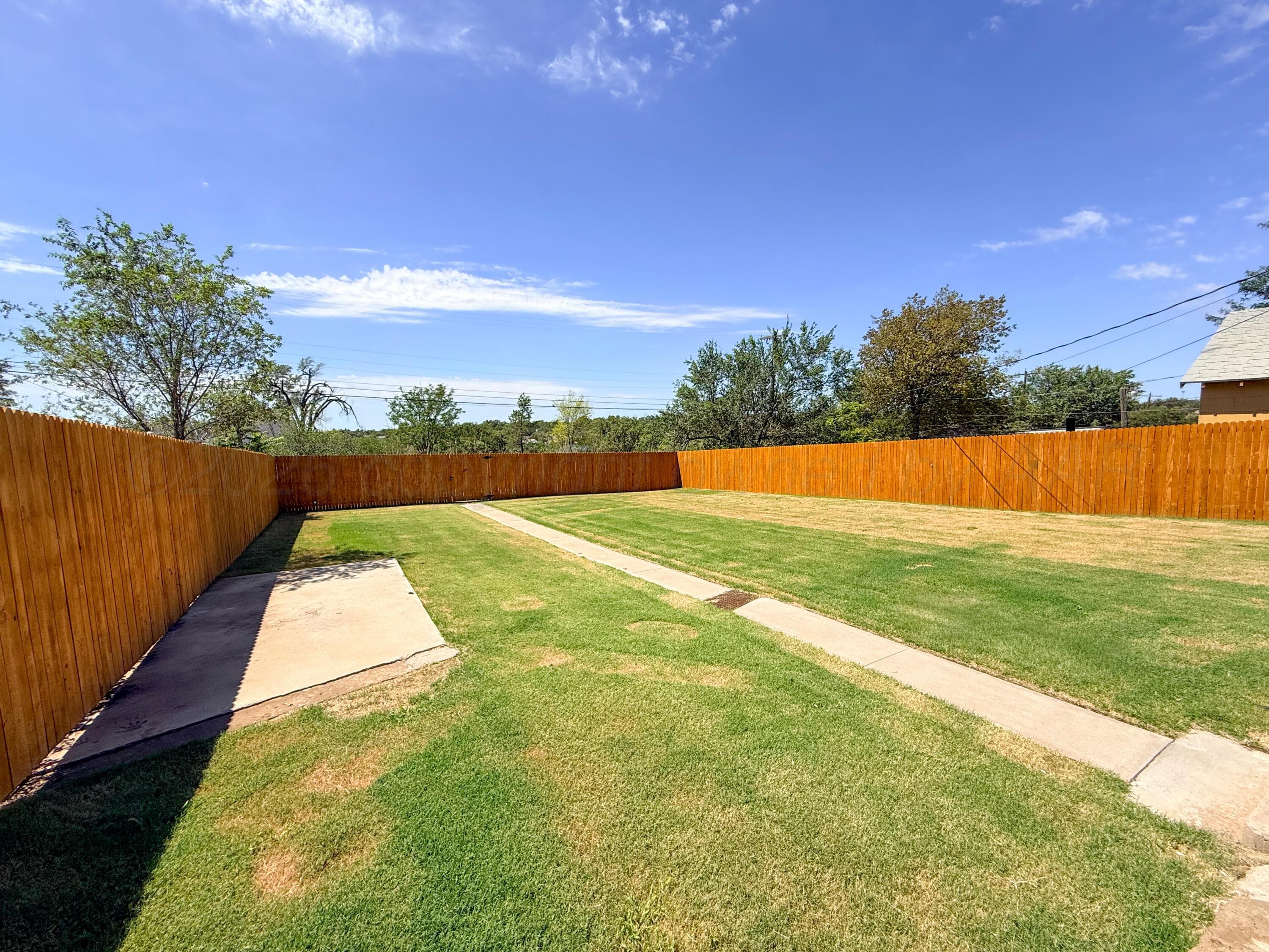 629 N SLOAN Street, Pampa, TX 79065-4831, photo 41