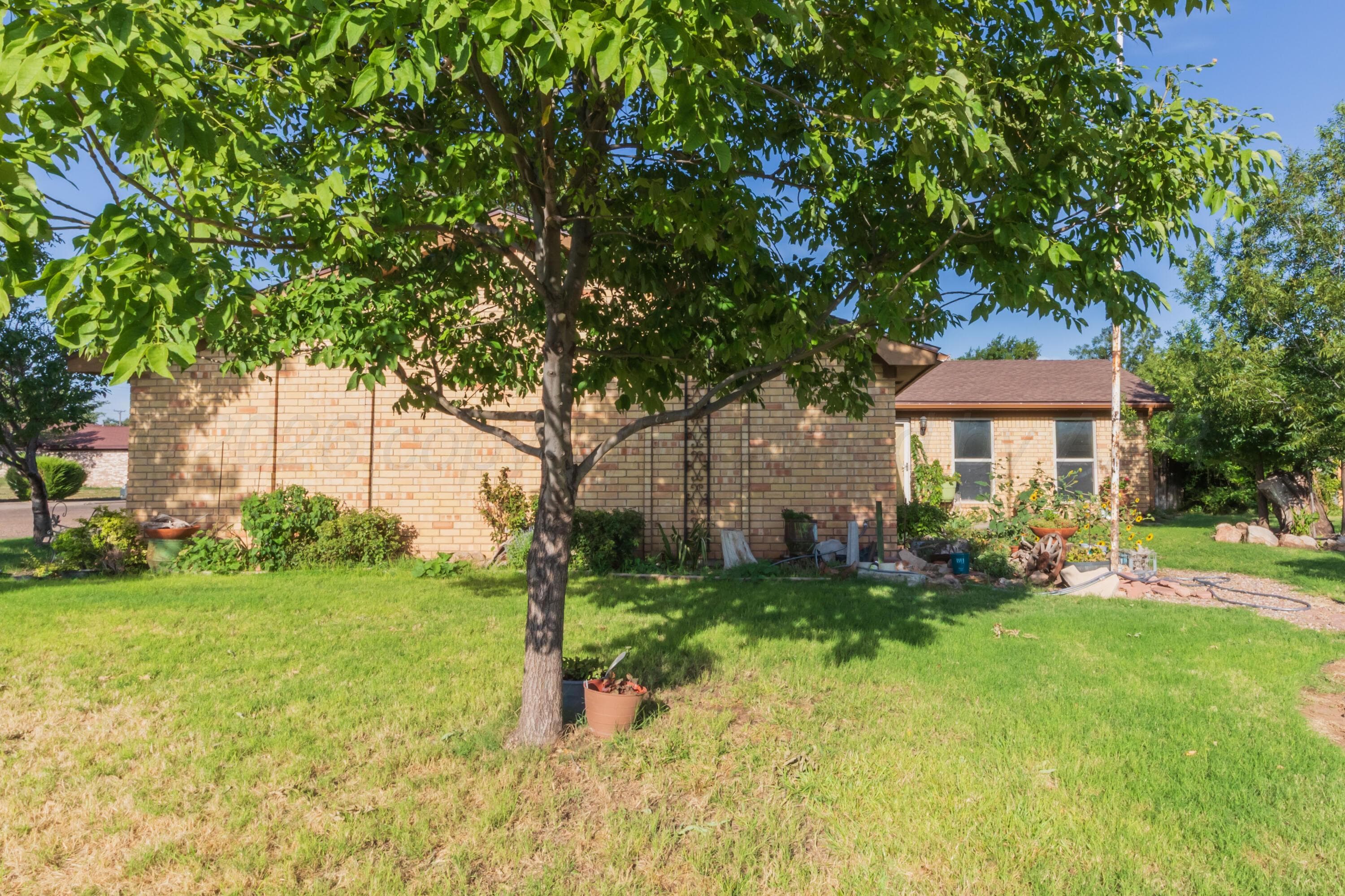 401 PEAR Avenue, Dumas, TX 79029-3437, photo 4