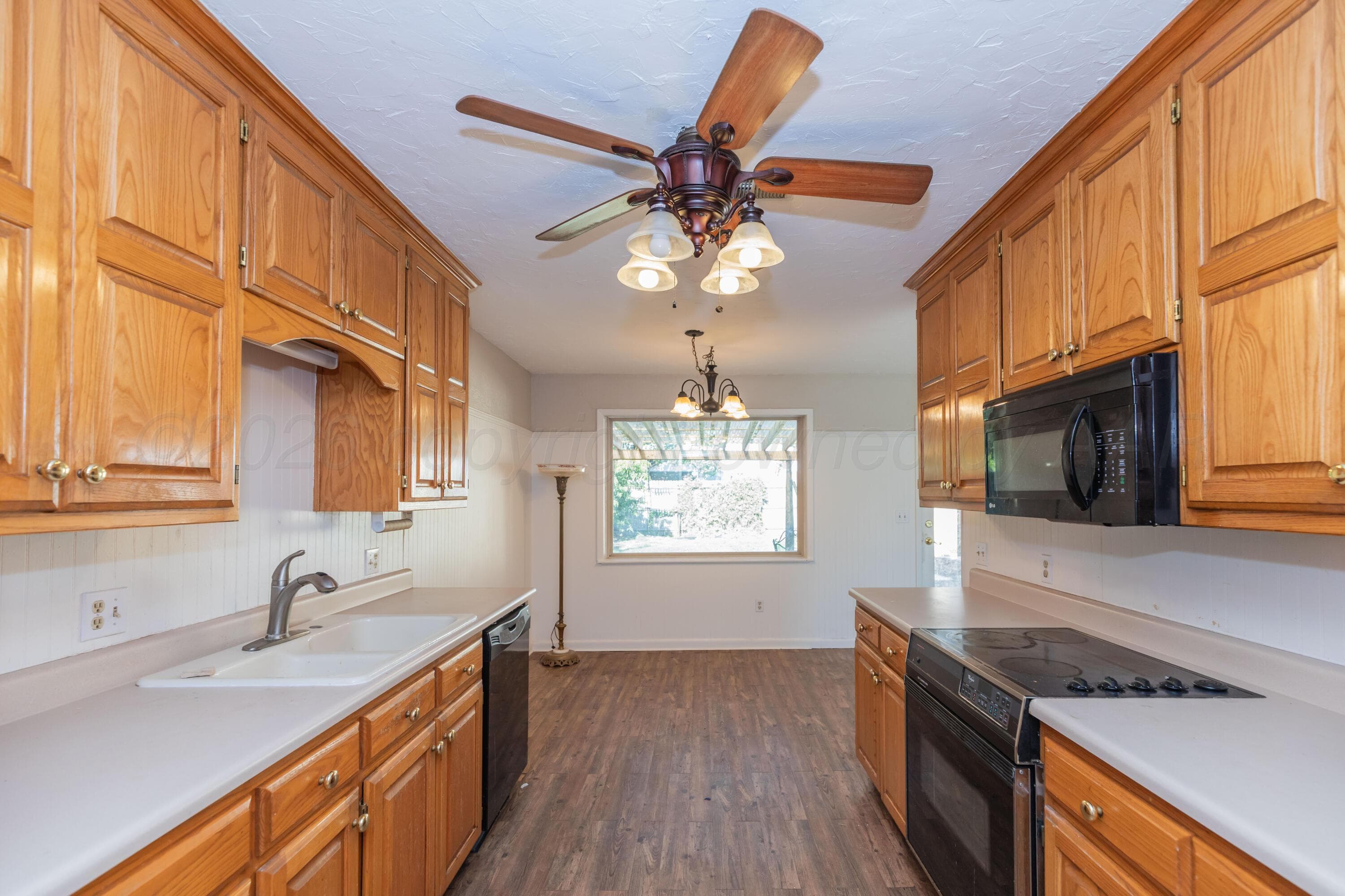 401 PEAR Avenue, Dumas, TX 79029-3437, photo 12