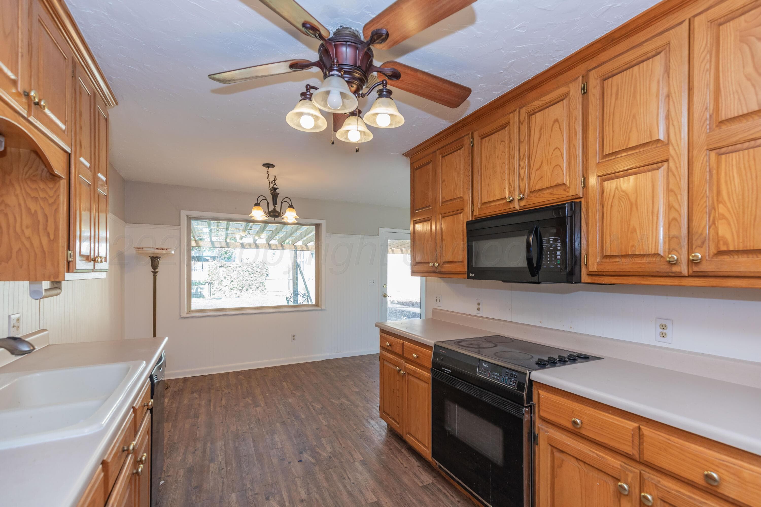 401 PEAR Avenue, Dumas, TX 79029-3437, photo 13