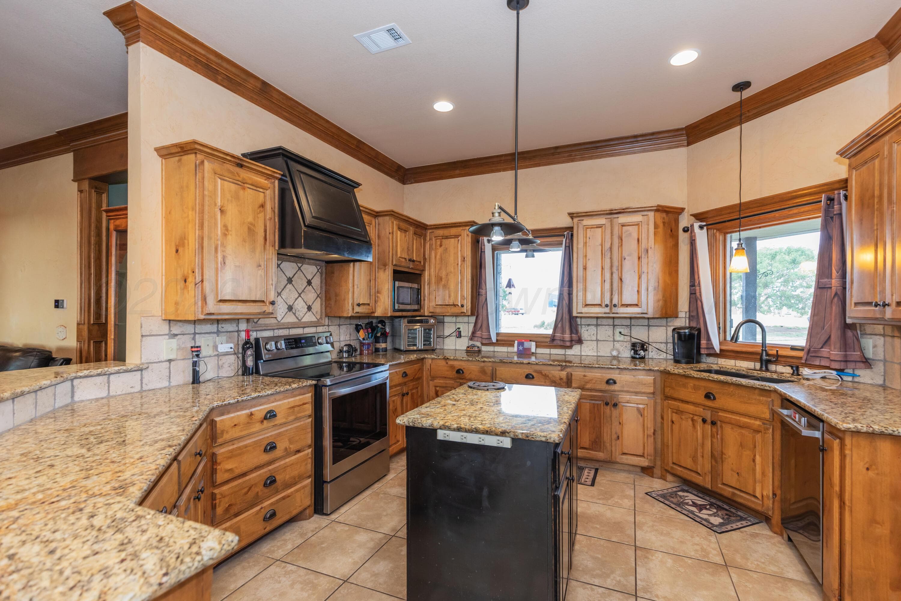 5501 BUFFALO SPRINGS Trail, Amarillo, TX 79119-6901, photo 23