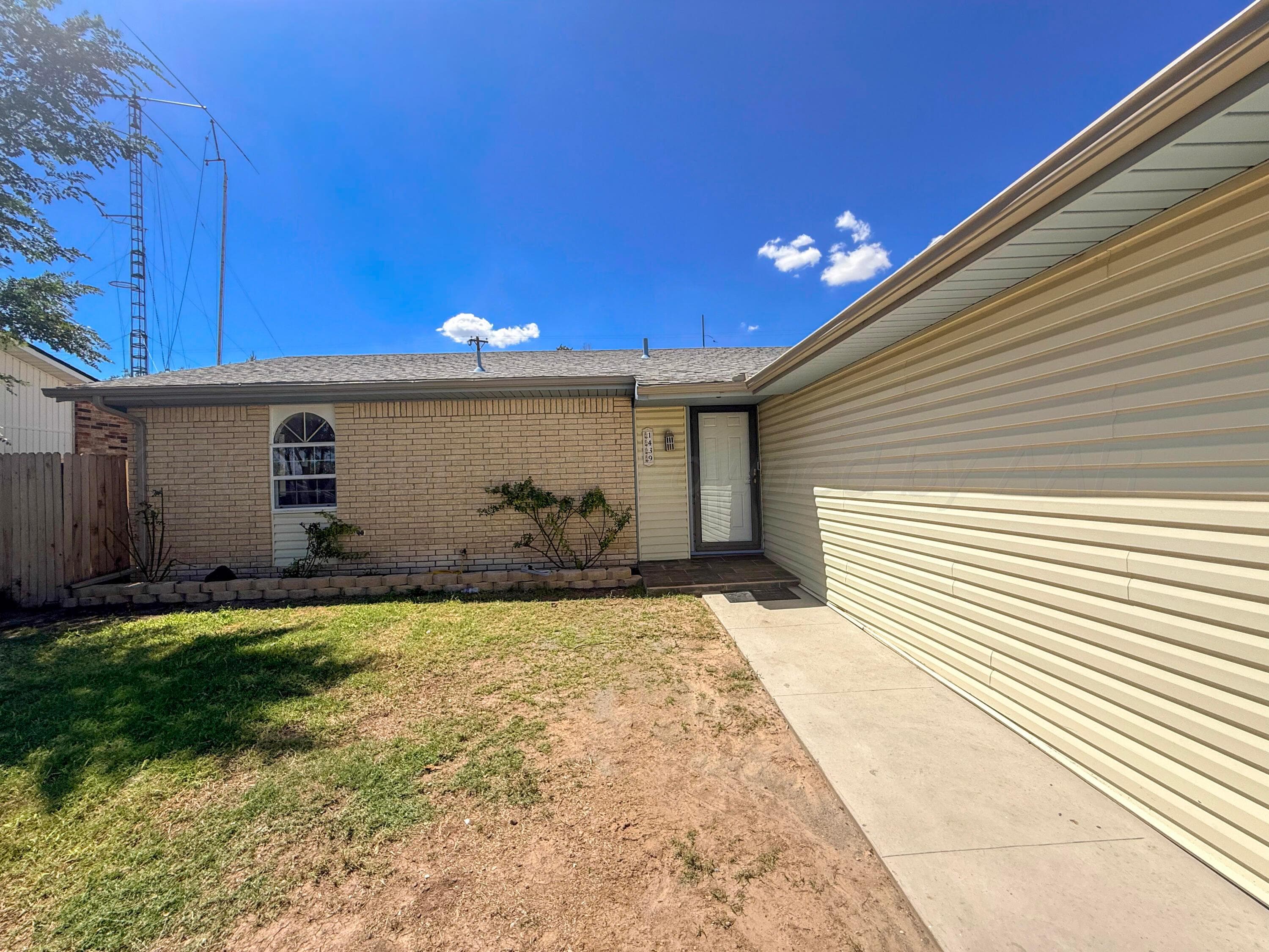 1439 N DOGWOOD Lane, Pampa, TX 79065-4514, photo 3