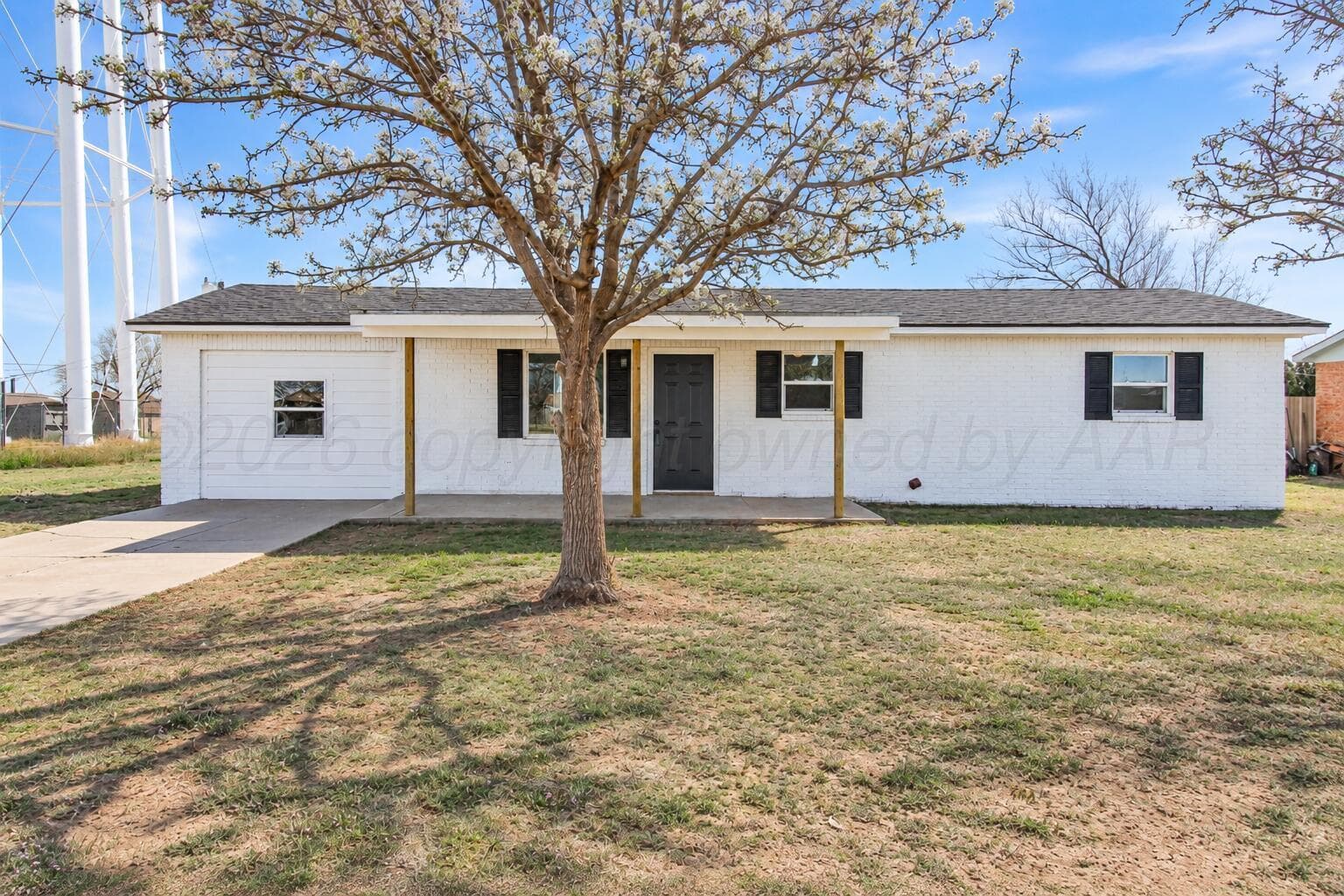 524 N Bowie Avenue, Tulia, TX 79088