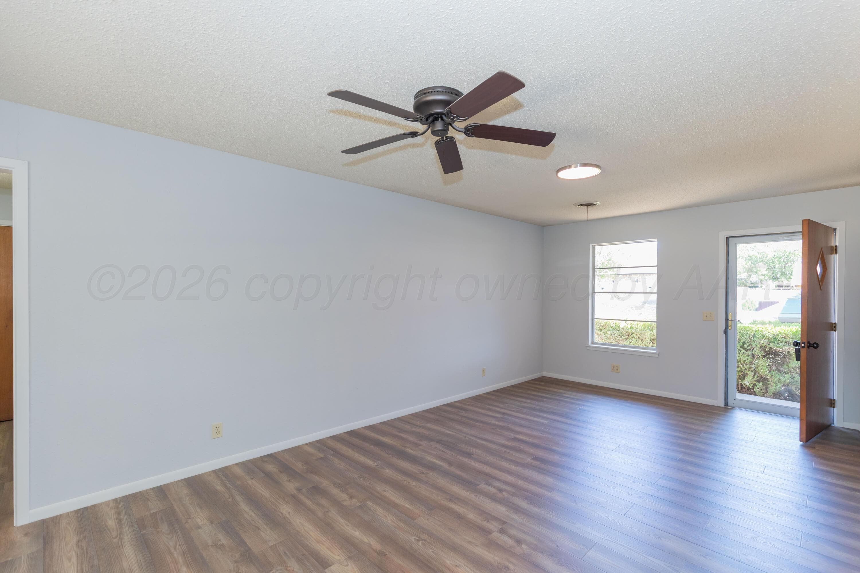 813 S Houston Street, Shamrock, TX 79079, photo 6