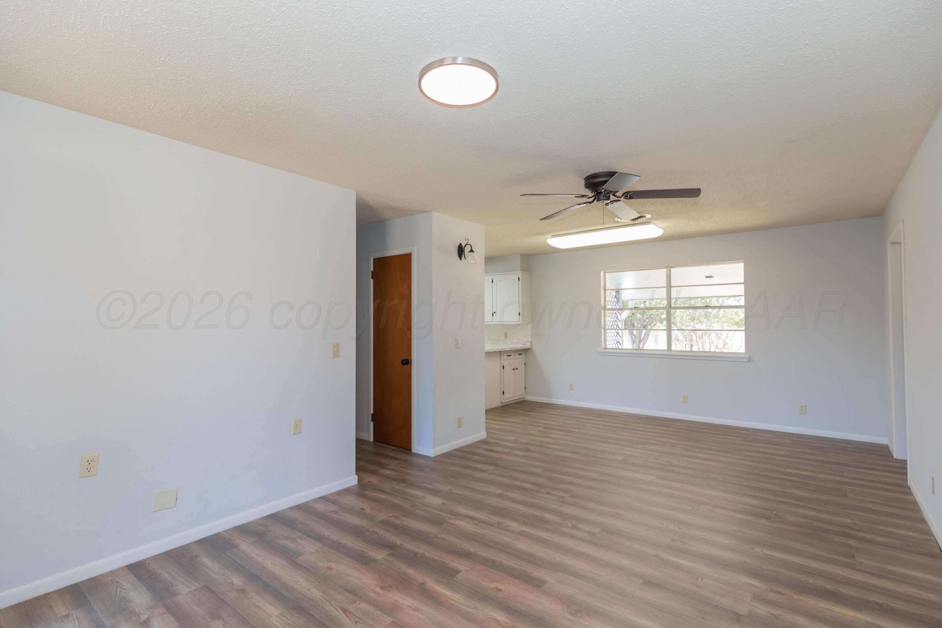 813 S Houston Street, Shamrock, TX 79079, photo 4