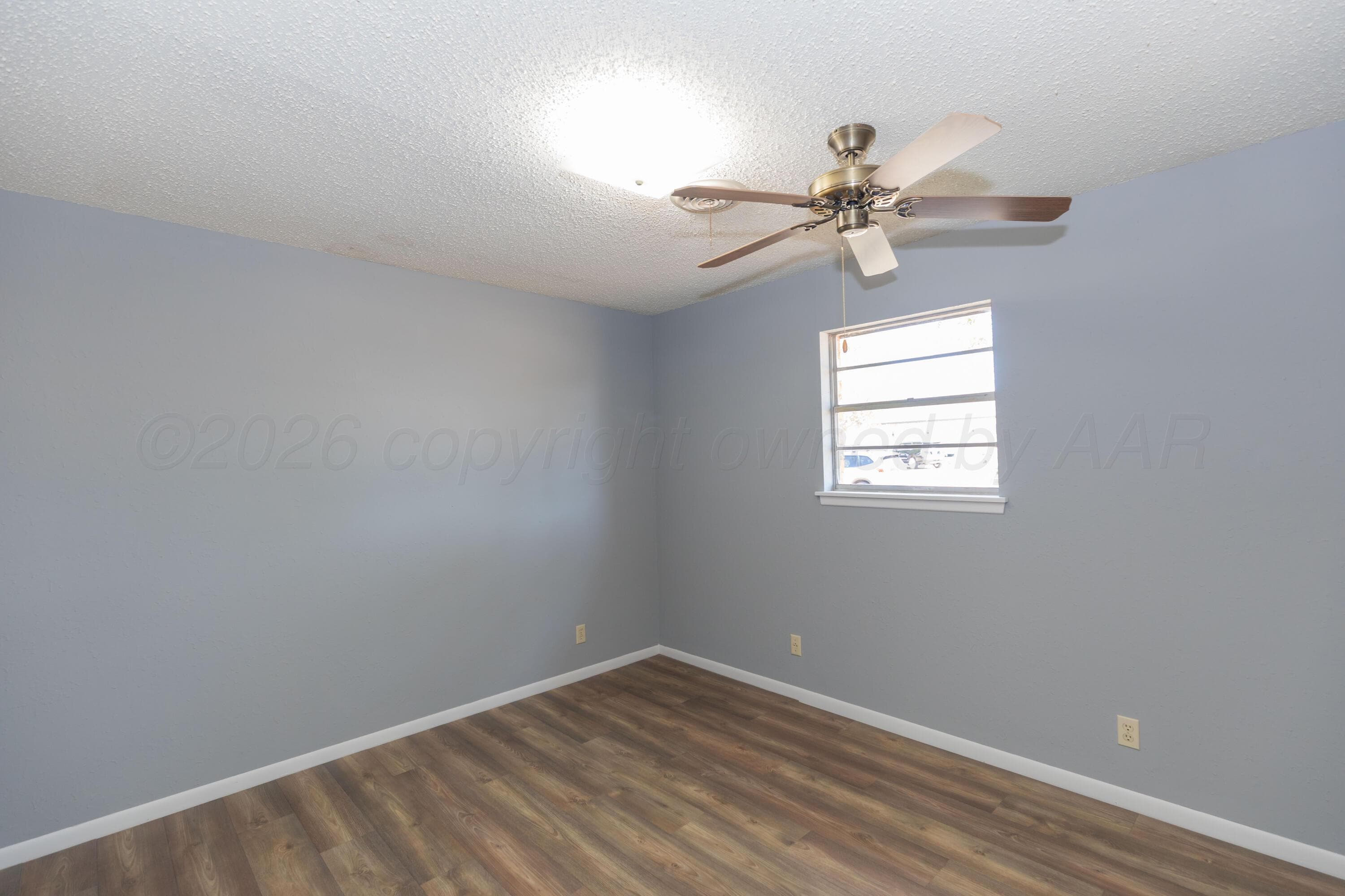 813 S Houston Street, Shamrock, TX 79079, photo 15
