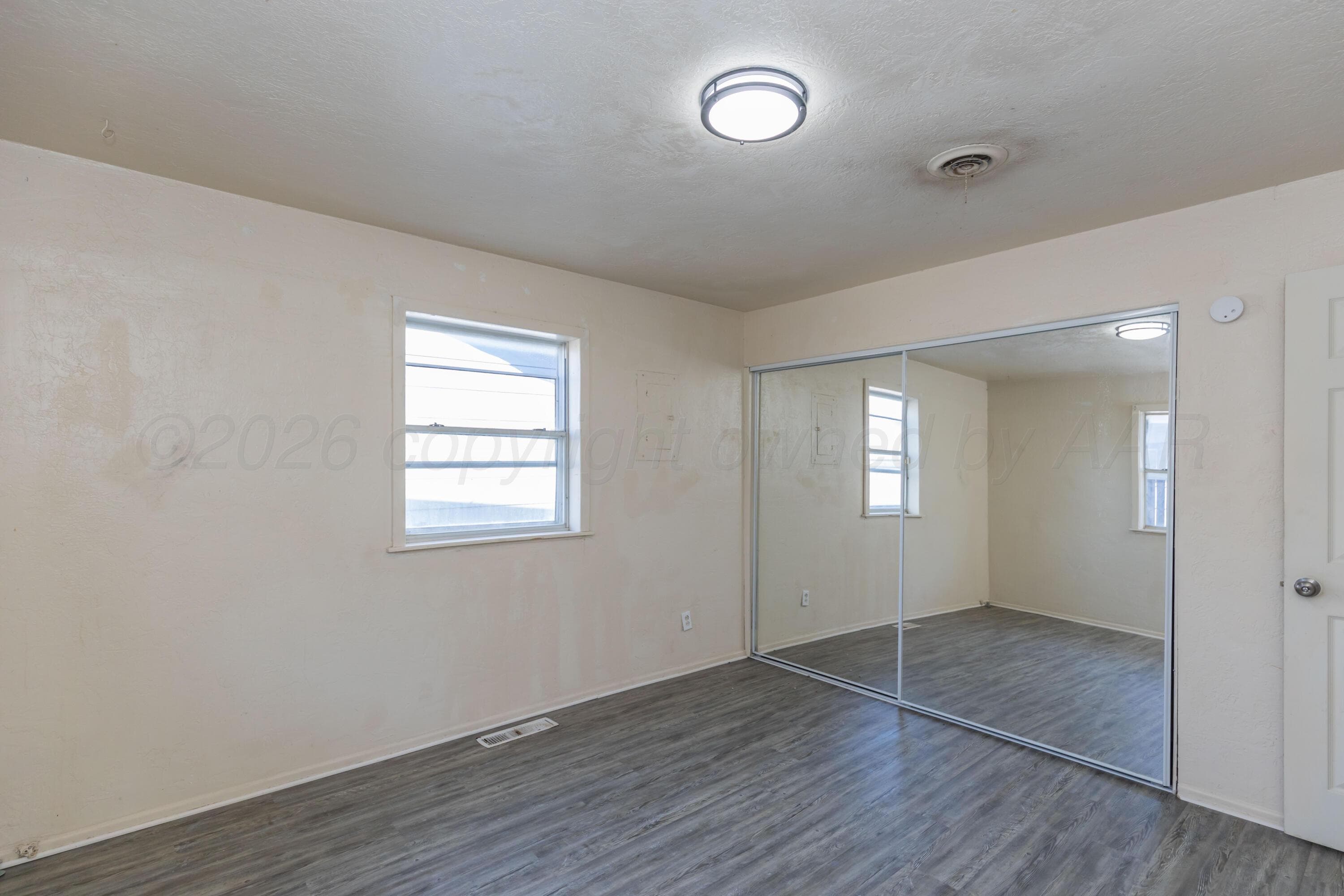 1044 W CINDERELLA Drive, Pampa, TX 79065-2709, photo 20