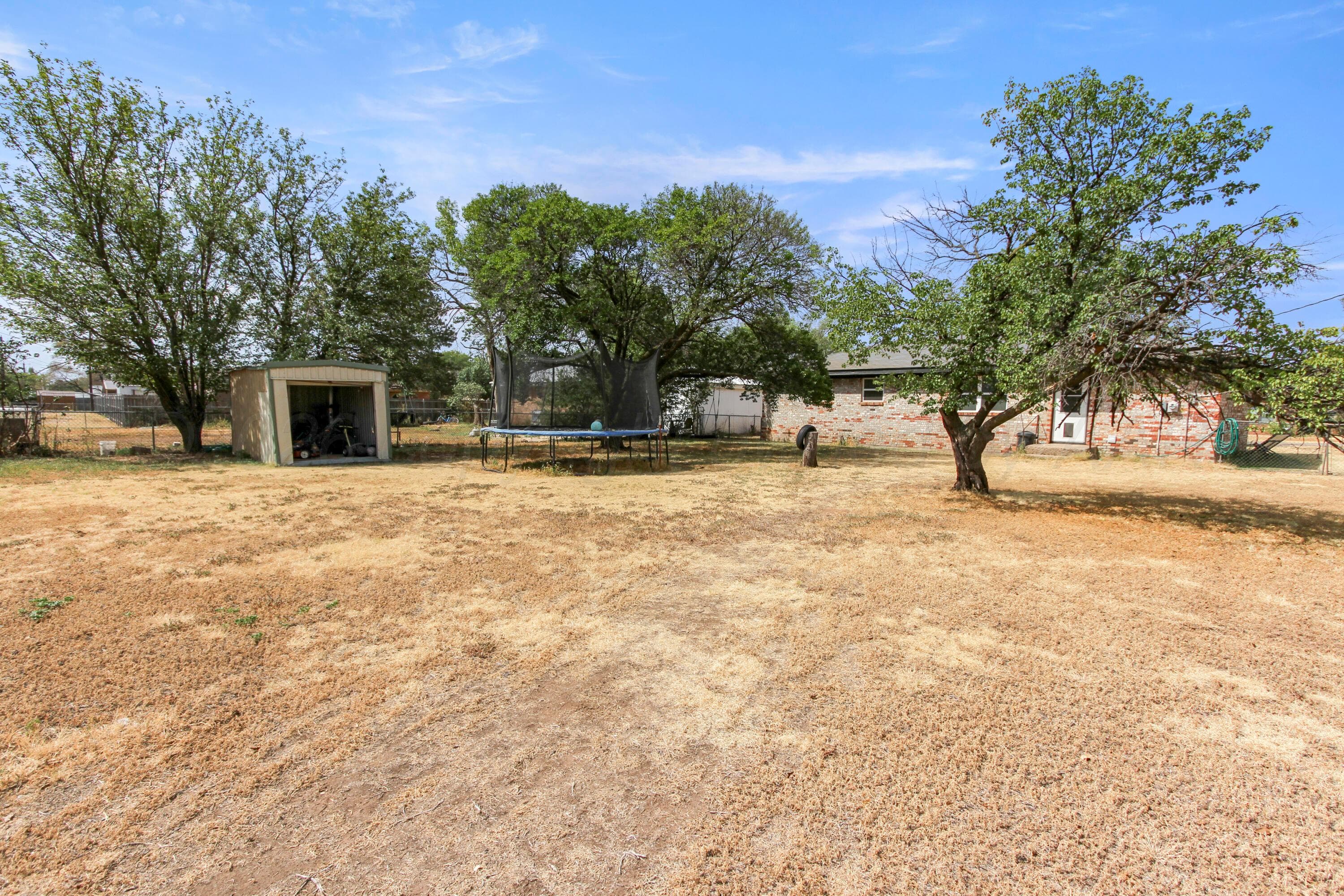 306 S Austin Street, Shamrock, TX 79079, photo 15