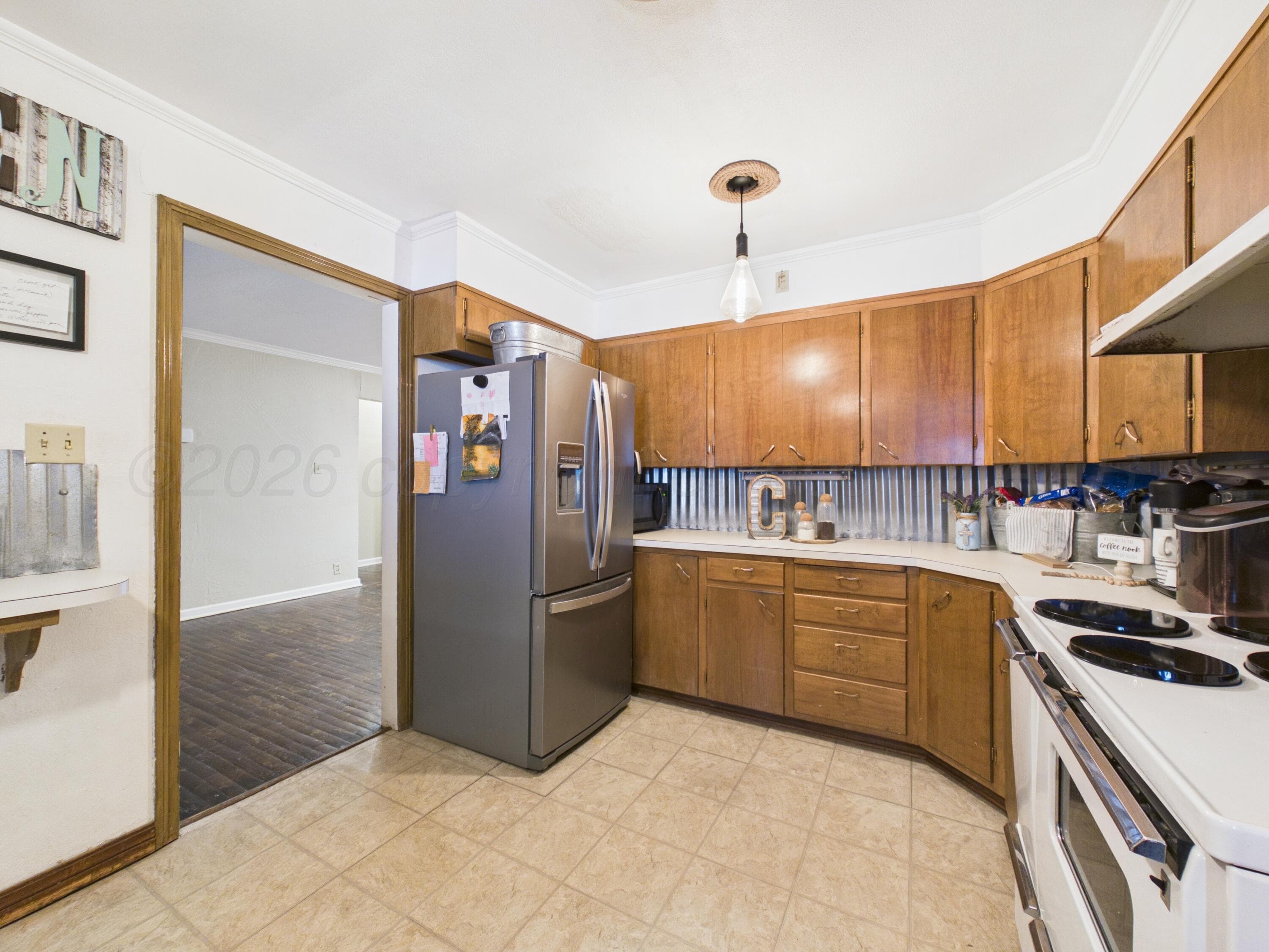 1704 N Christine Street, Pampa, TX 79065-4432, photo 6