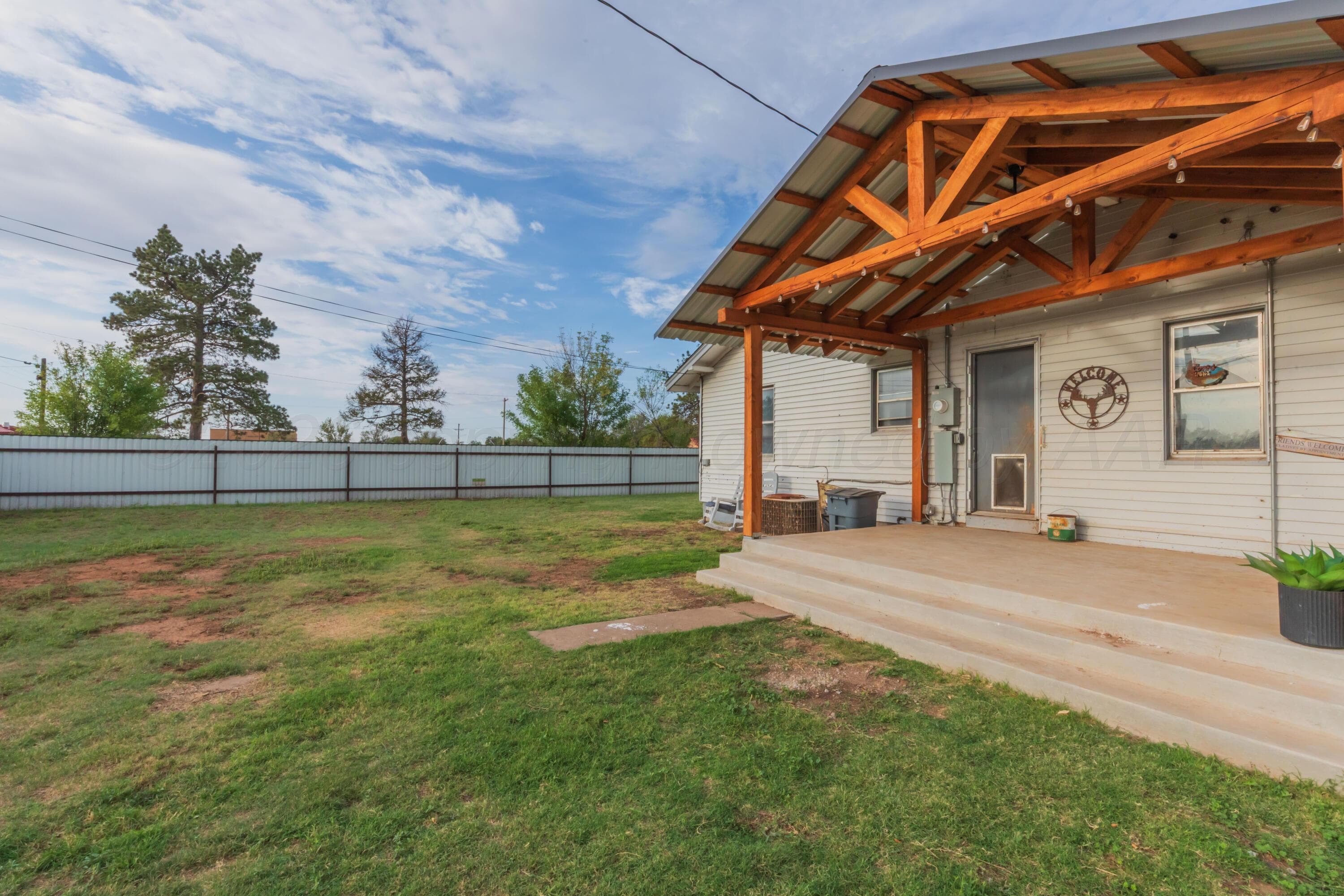 313 High Street, Claude, TX 79019, photo 32
