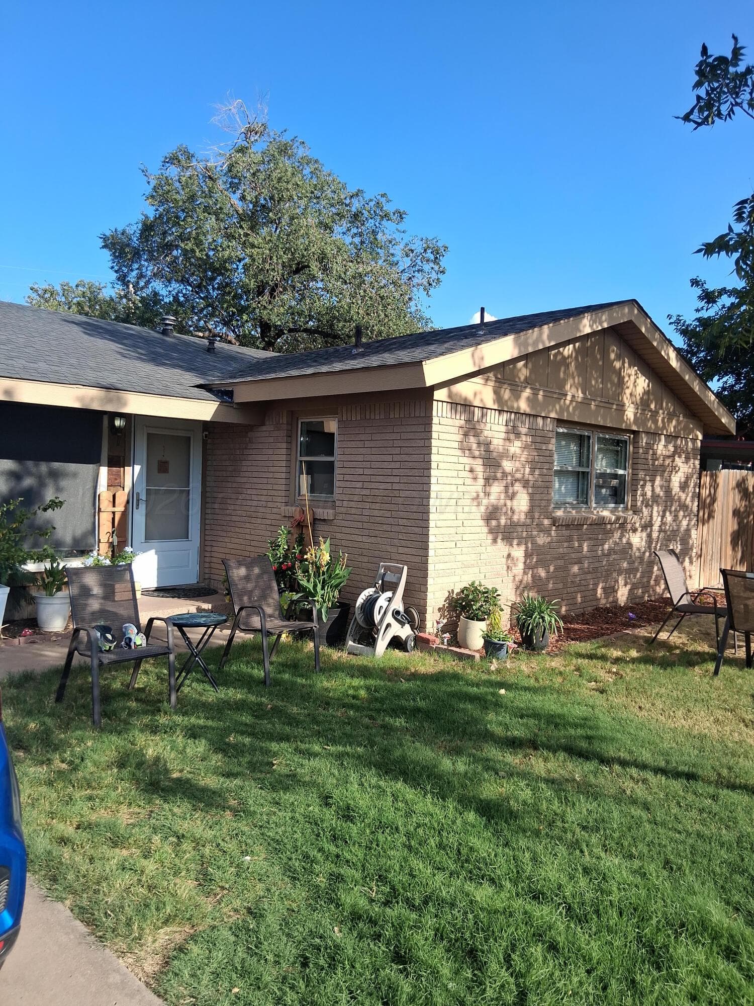 2305 PITTSBURG Street, Amarillo, TX 79103-4327