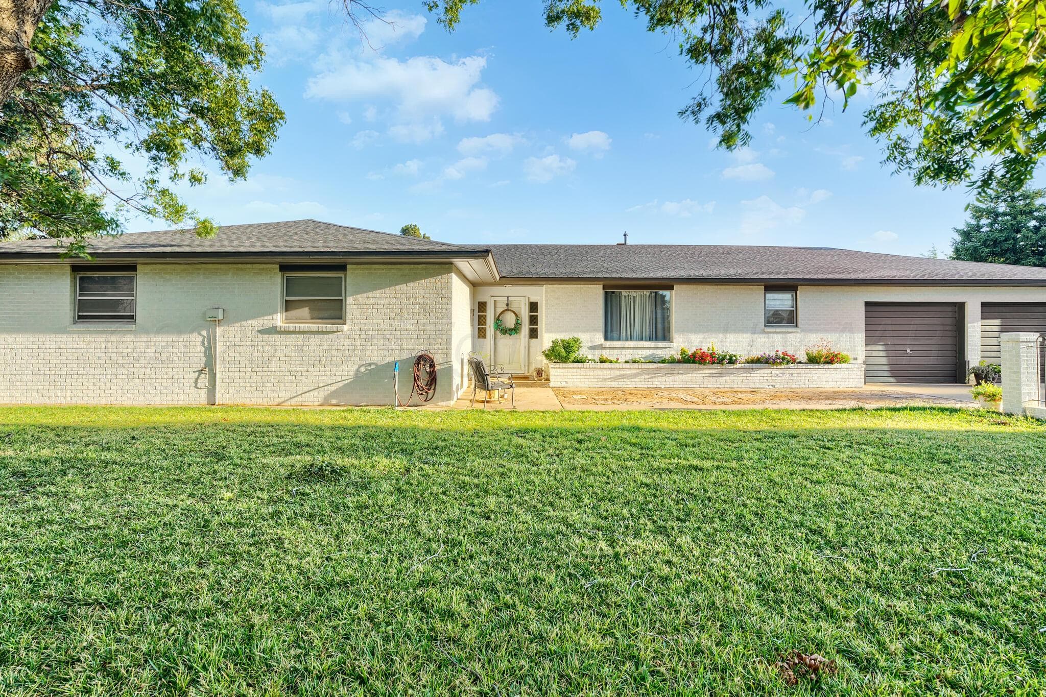 1309 E 16th Street, Dalhart, TX 79022