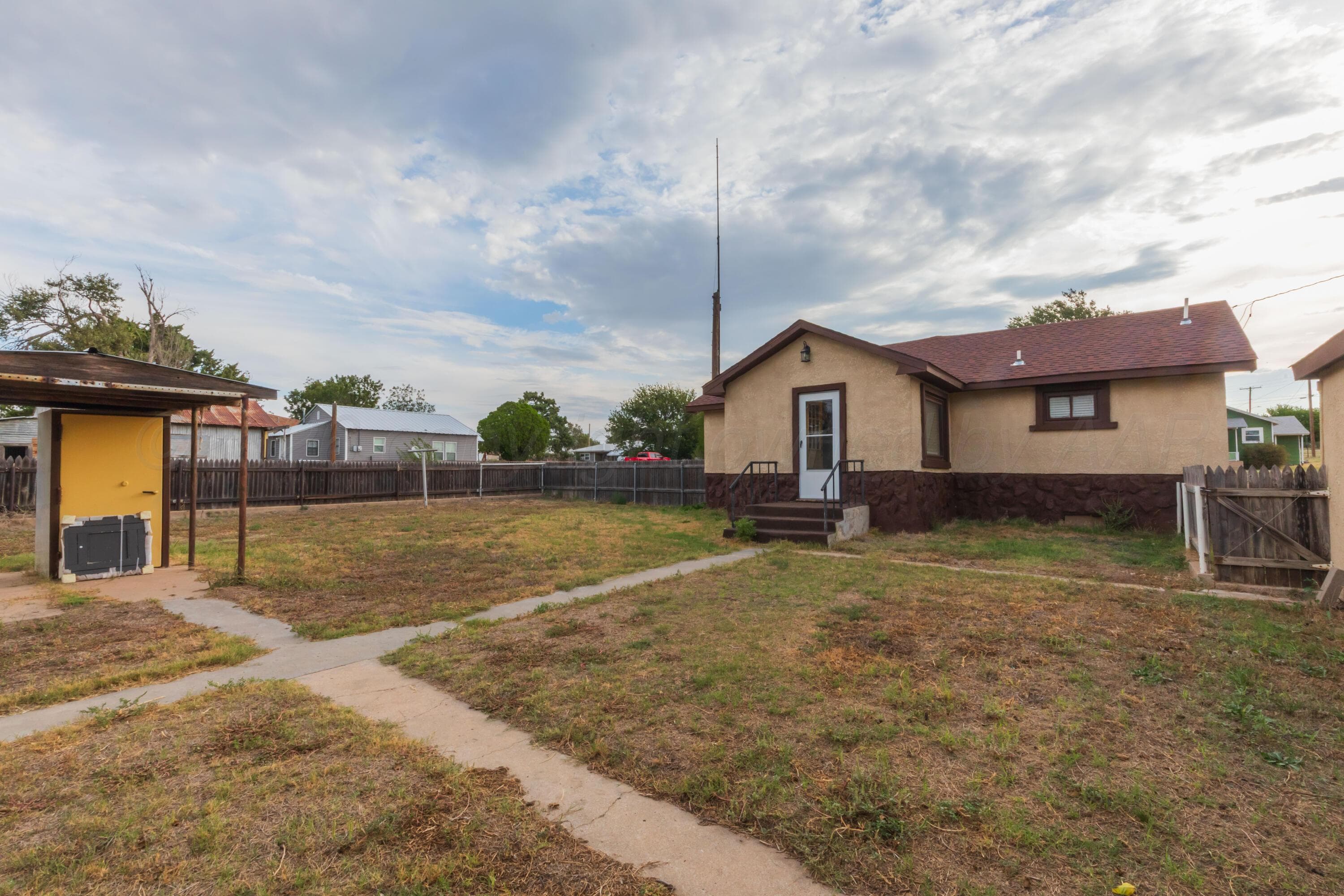 203 ASH Street, Skellytown, TX 79080-1827, photo 35