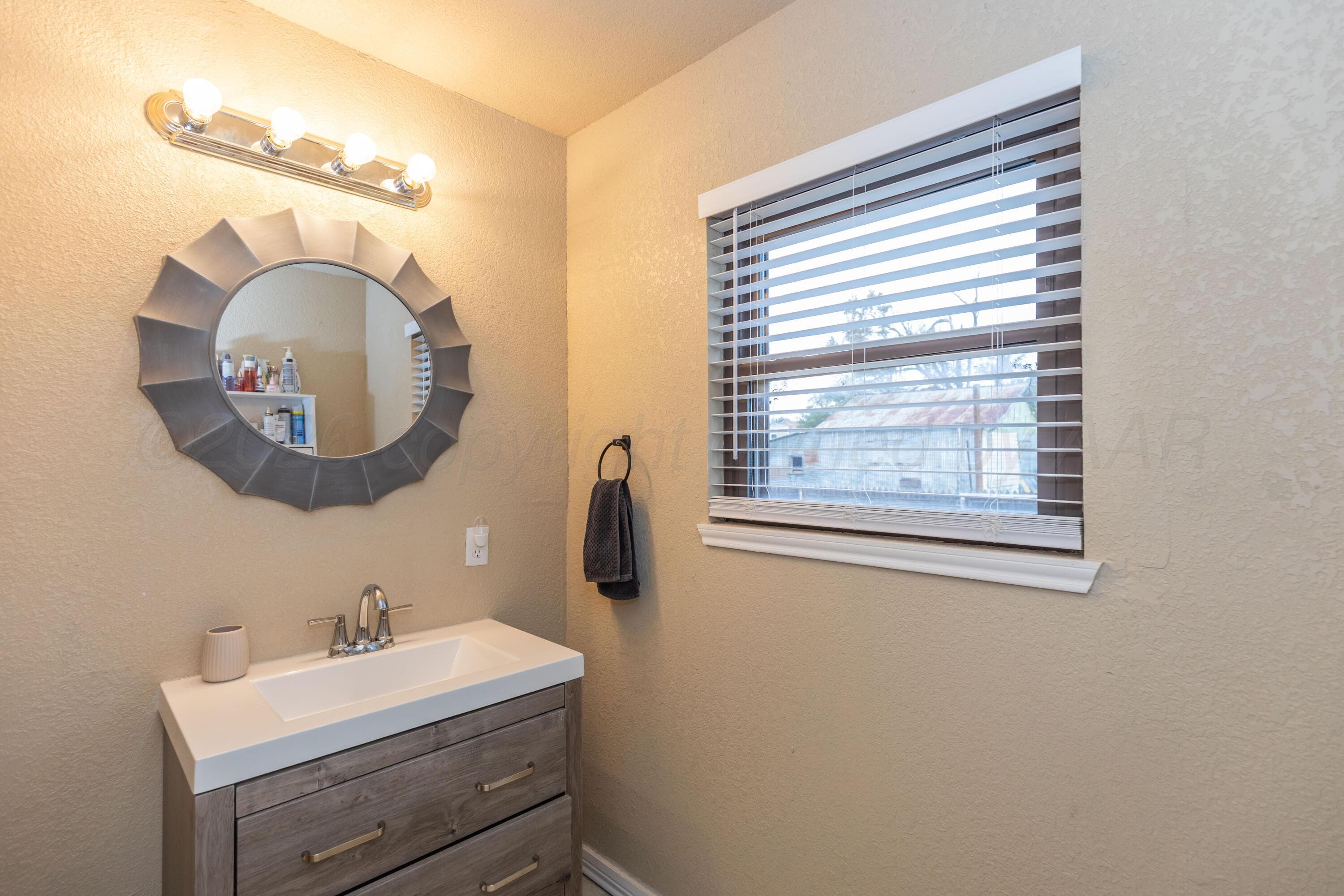203 ASH Street, Skellytown, TX 79080-1827, photo 20