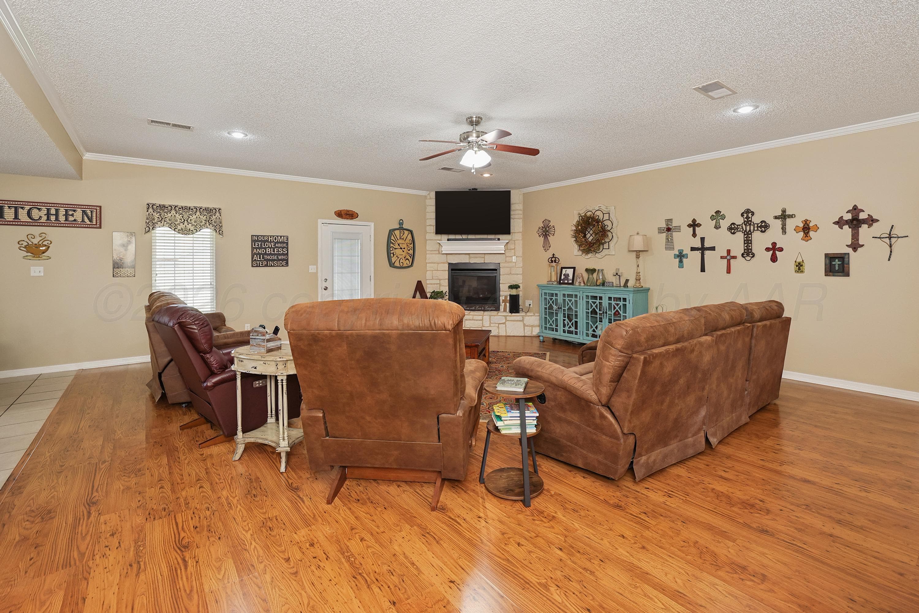 1419 Charles Avenue, Panhandle, TX 79068-9812, photo 5