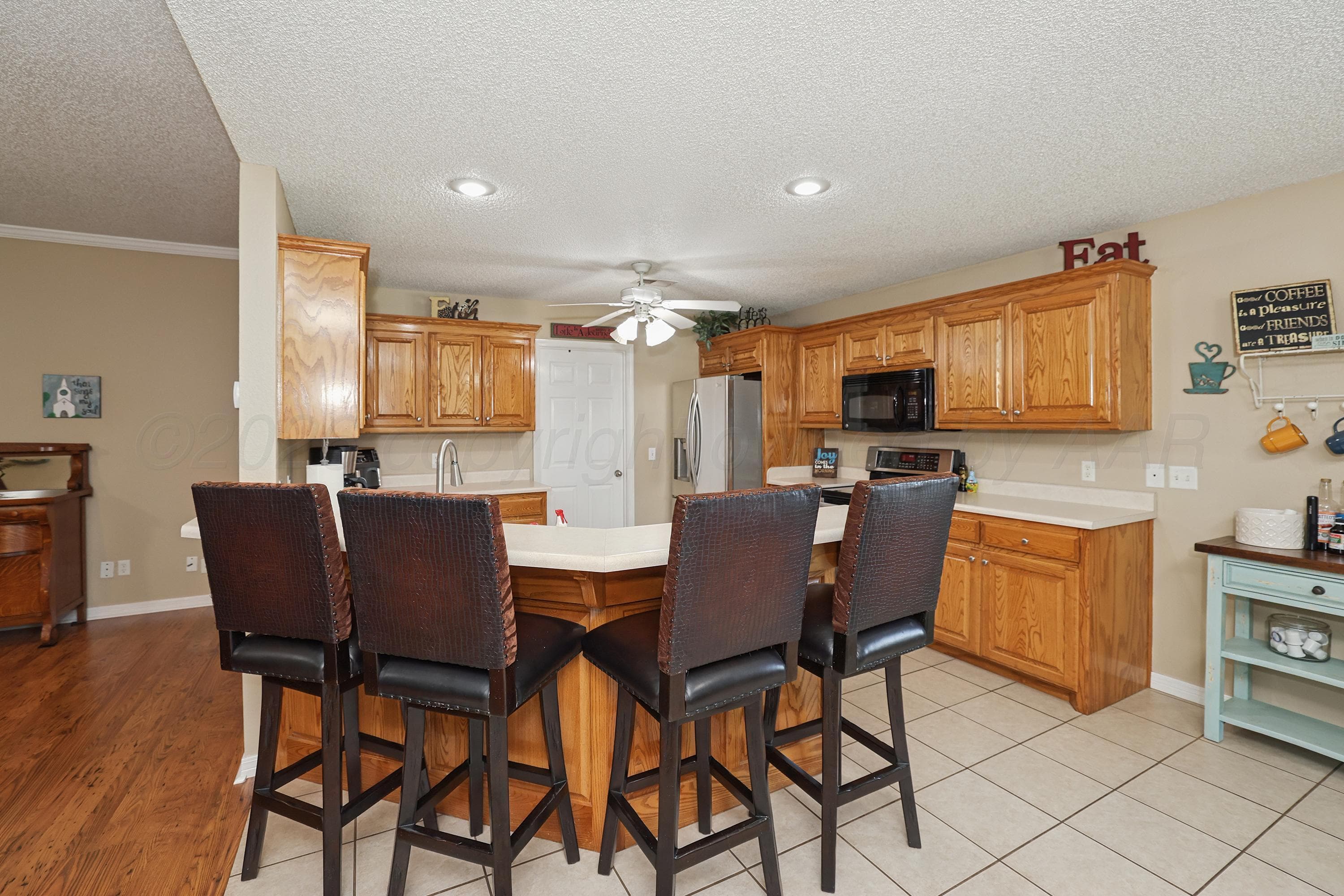 1419 Charles Avenue, Panhandle, TX 79068-9812, photo 9
