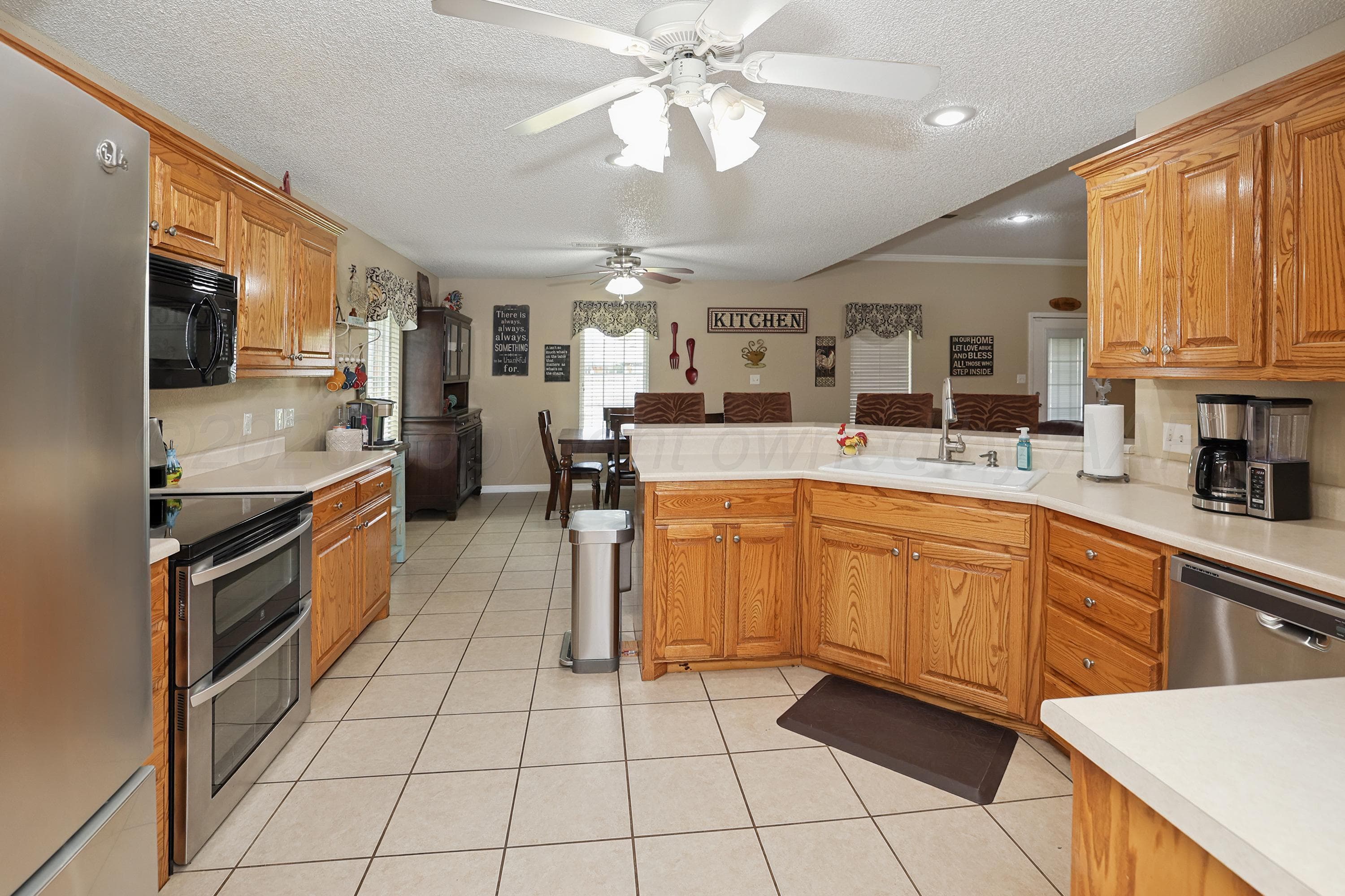 1419 Charles Avenue, Panhandle, TX 79068-9812, photo 11