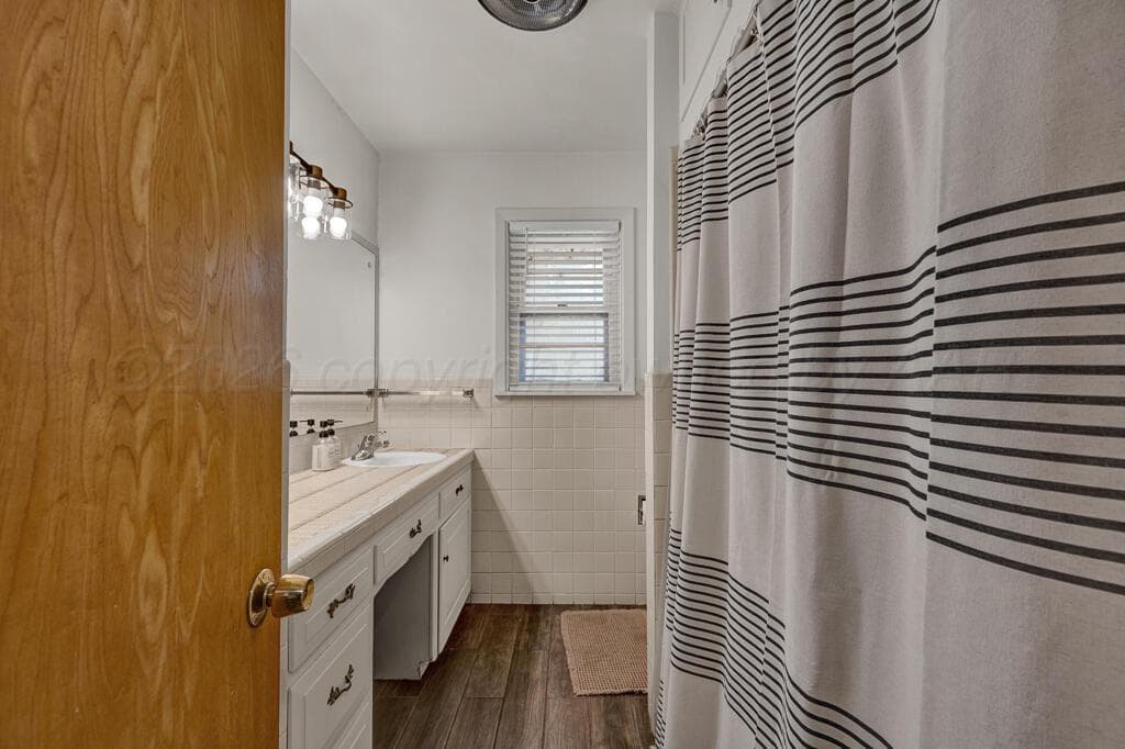 203 Western Street, Claude, TX 79019, photo 26