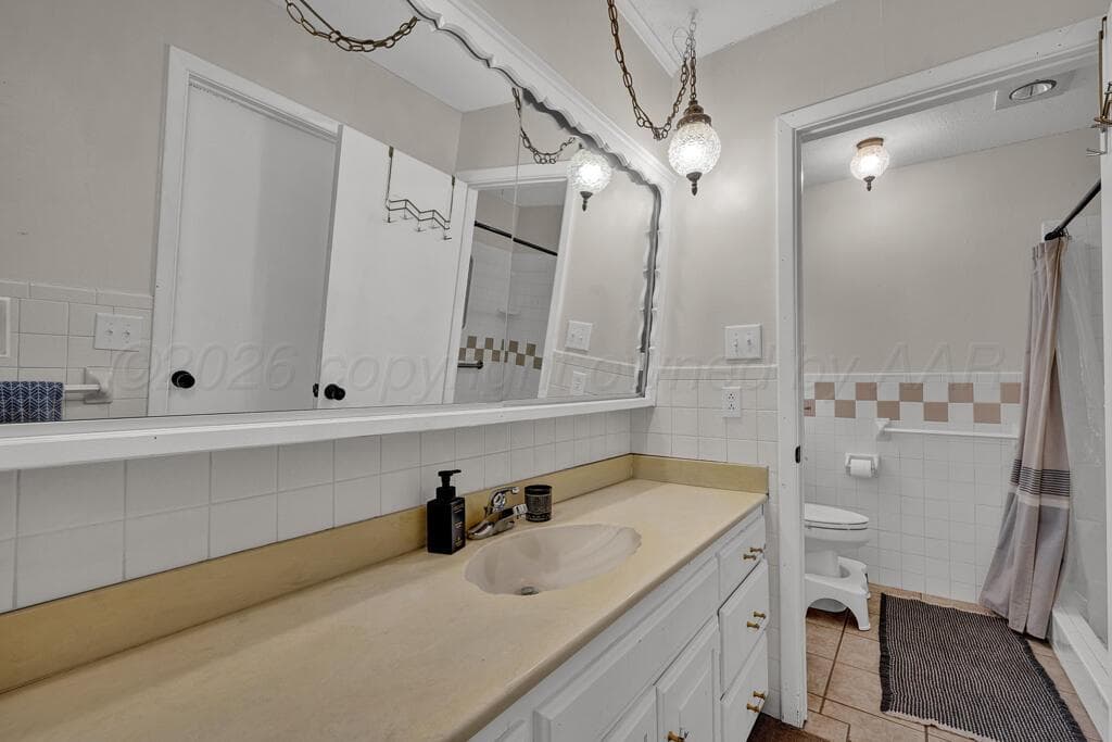 203 Western Street, Claude, TX 79019, photo 19