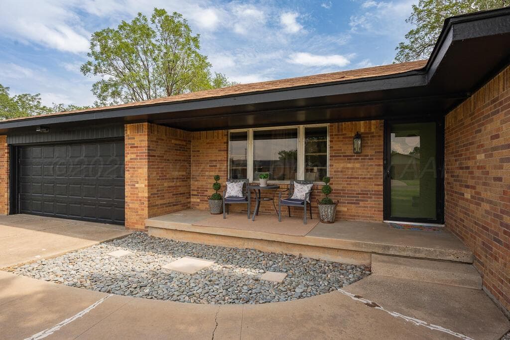 203 Western Street, Claude, TX 79019, photo 4