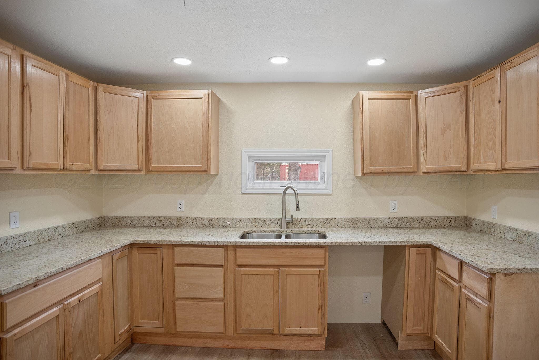 321 N RIDER Street, Pampa, TX 79065-5753, photo 9
