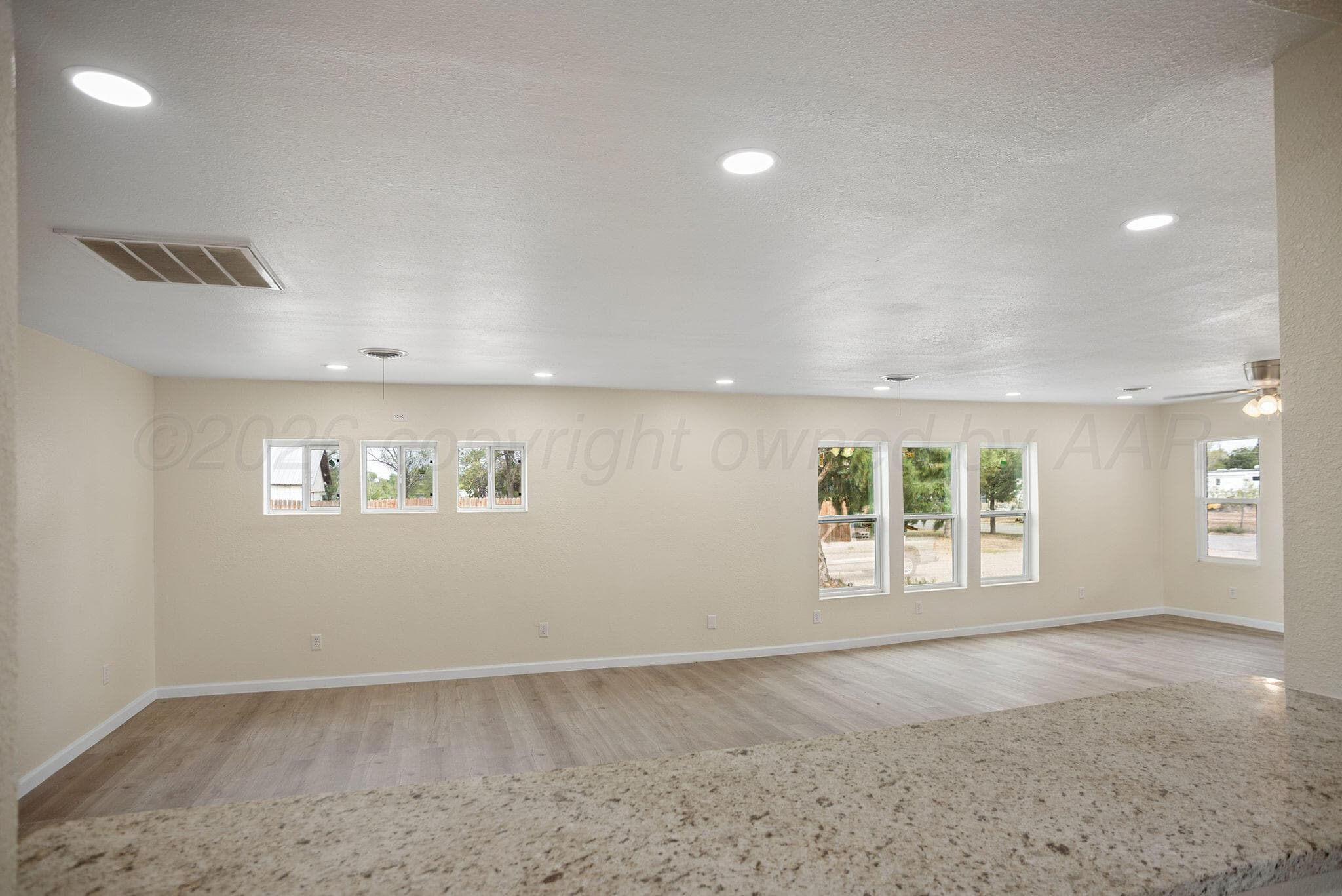 321 N RIDER Street, Pampa, TX 79065-5753, photo 4