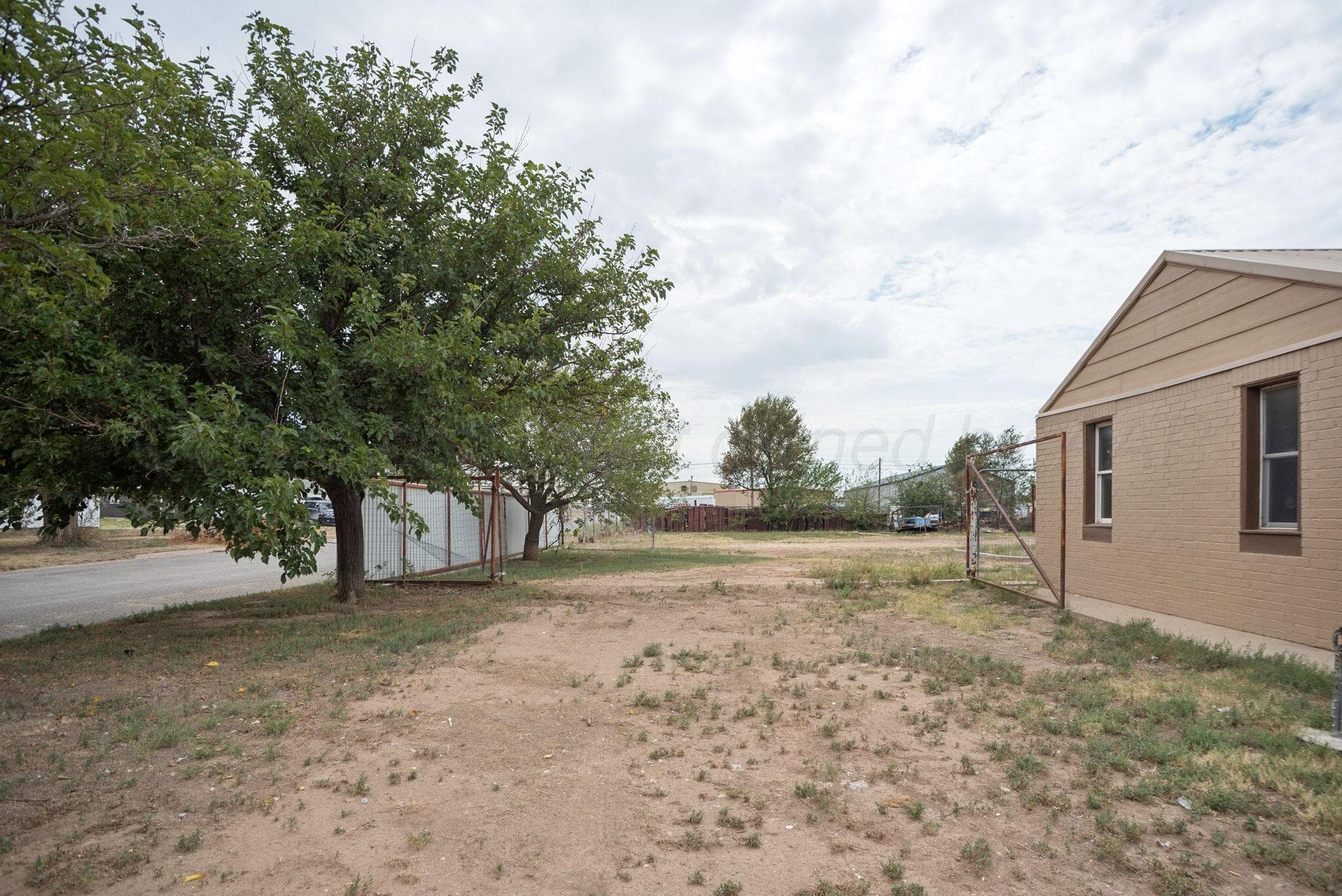 321 N RIDER Street, Pampa, TX 79065-5753, photo 36