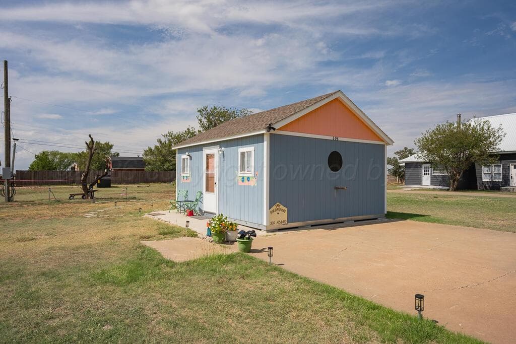 306 Alamo Street, Claude, TX 79019, photo 2