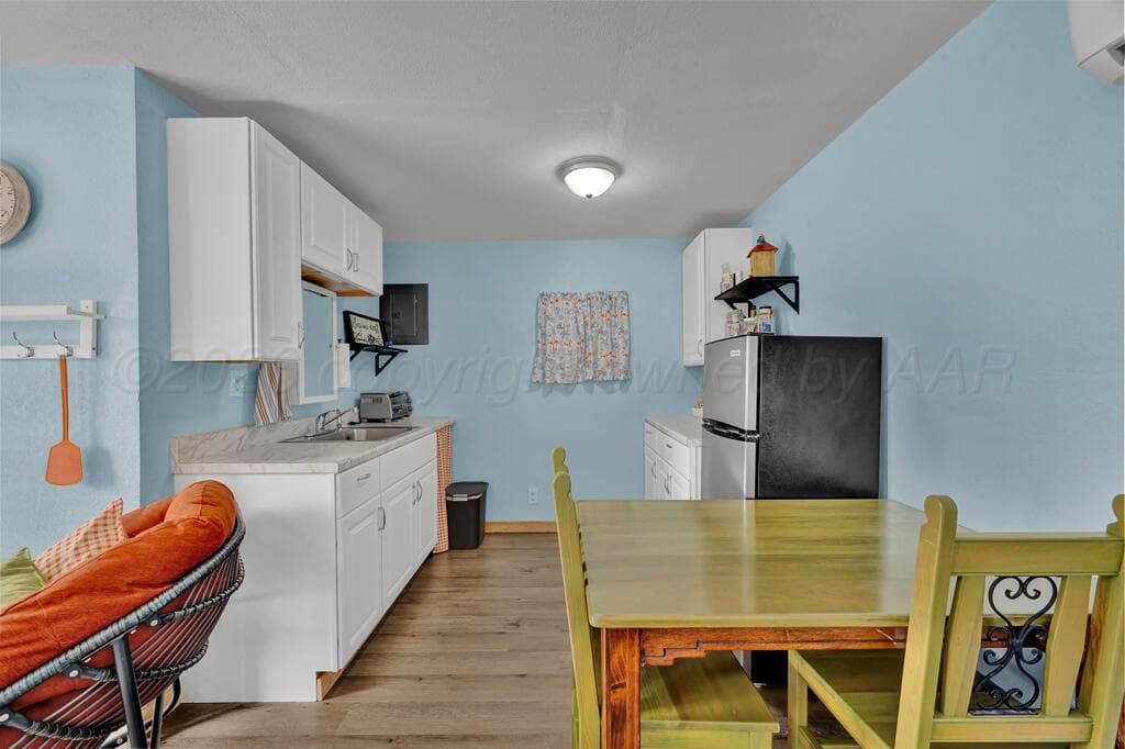 306 Alamo Street, Claude, TX 79019, photo 7