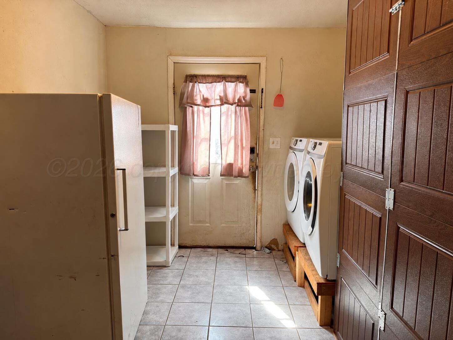 928 E FISHER Street, Pampa, TX 79065-5604, photo 9