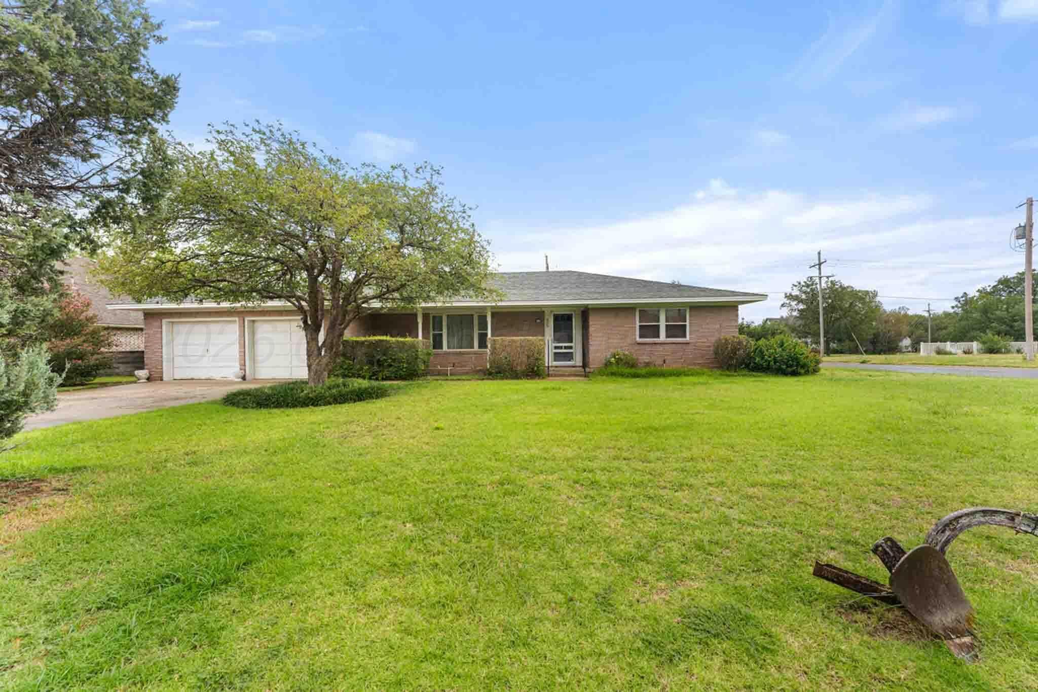 905 S Main Street, Wheeler, TX 79096, photo 2