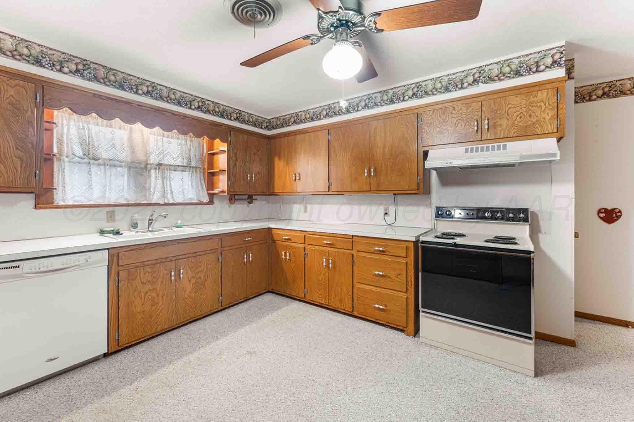 905 S Main Street, Wheeler, TX 79096, photo 20
