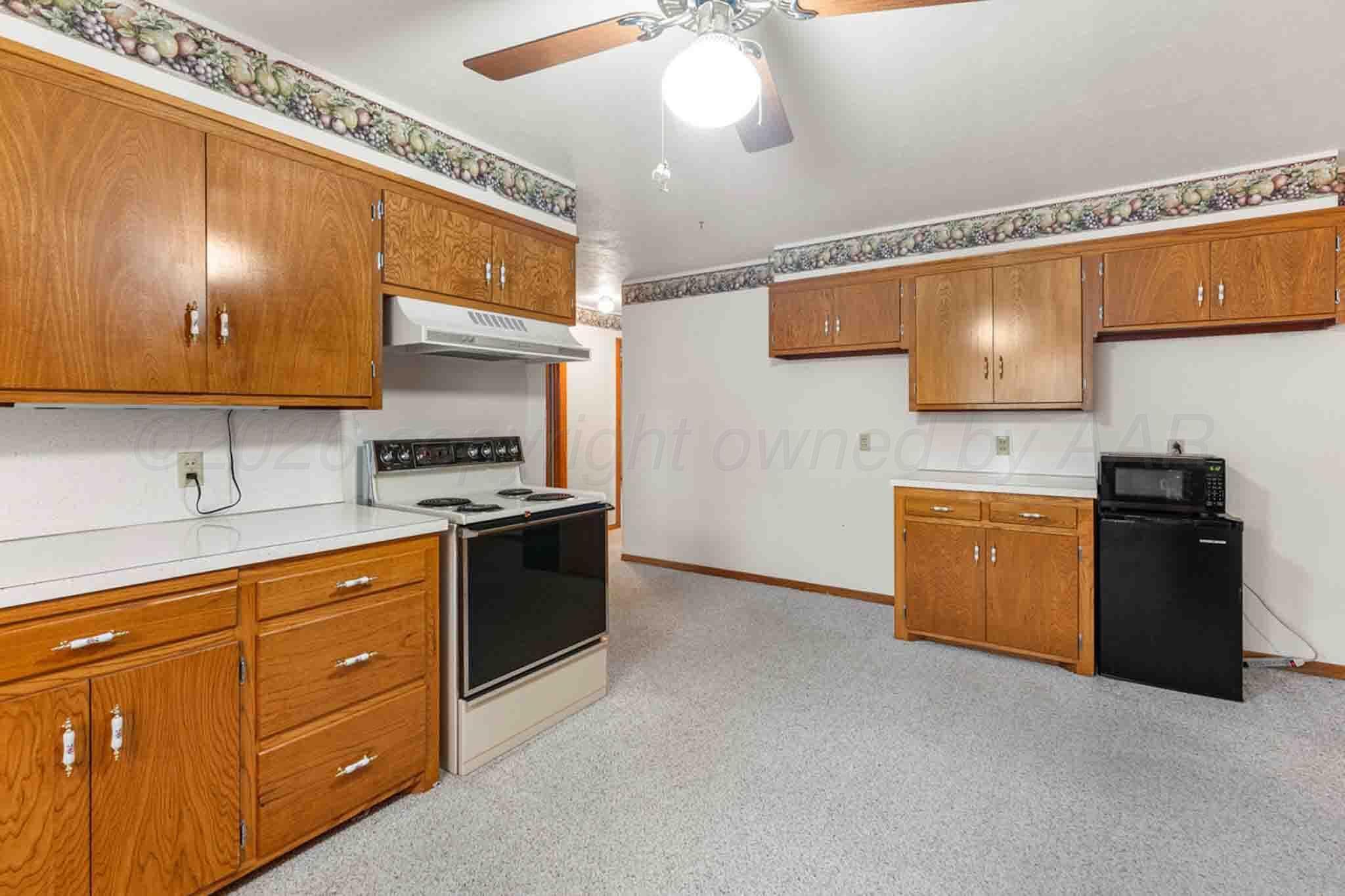 905 S Main Street, Wheeler, TX 79096, photo 23