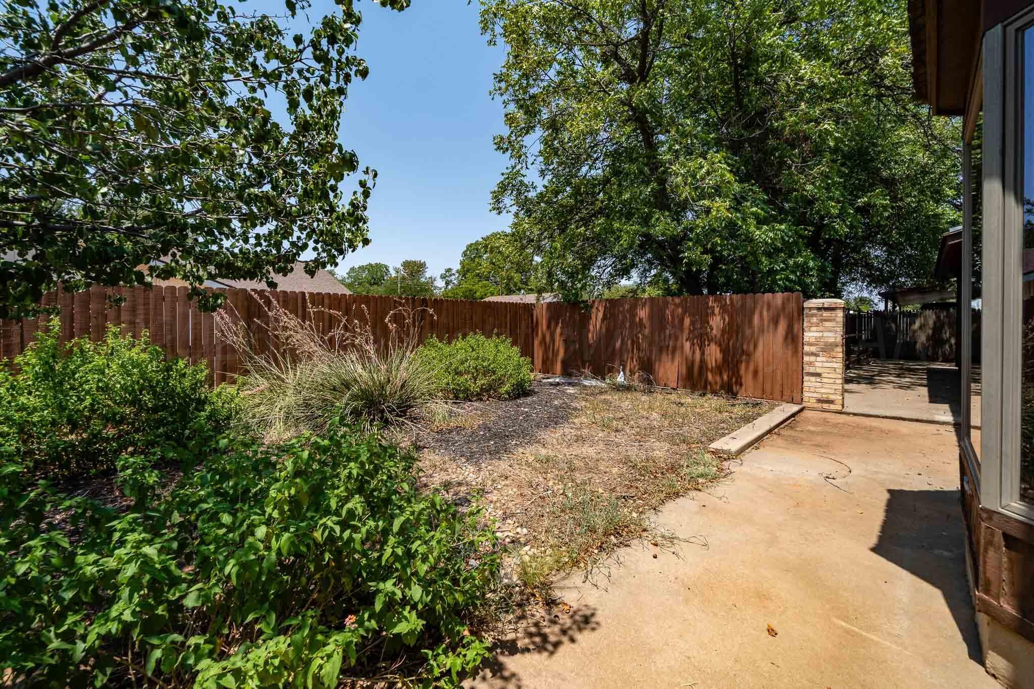 1306 NW Ave I, Childress, TX 79201, photo 7