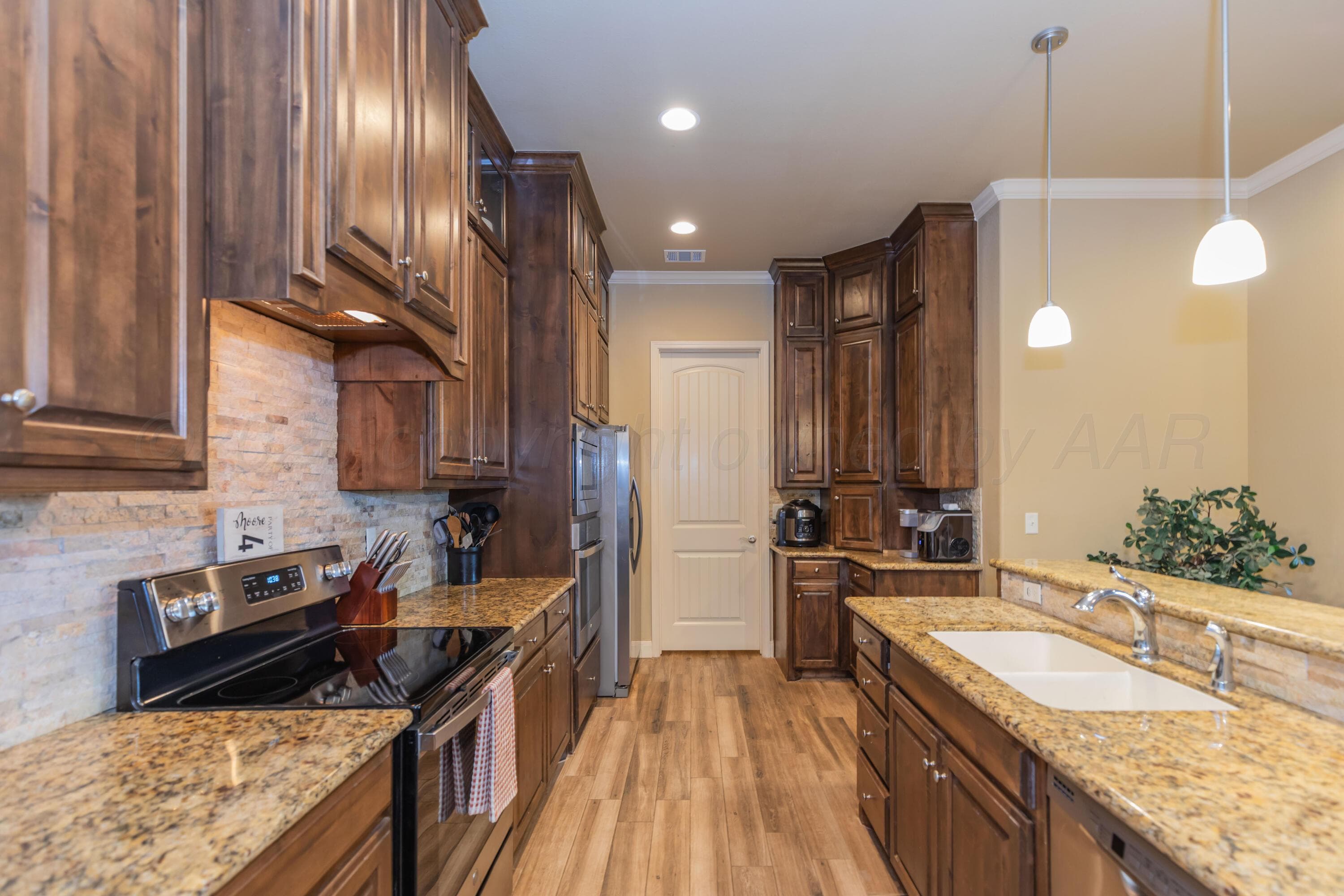 63 CANYON EAST Parkway, Canyon, TX 79015-1230, photo 18