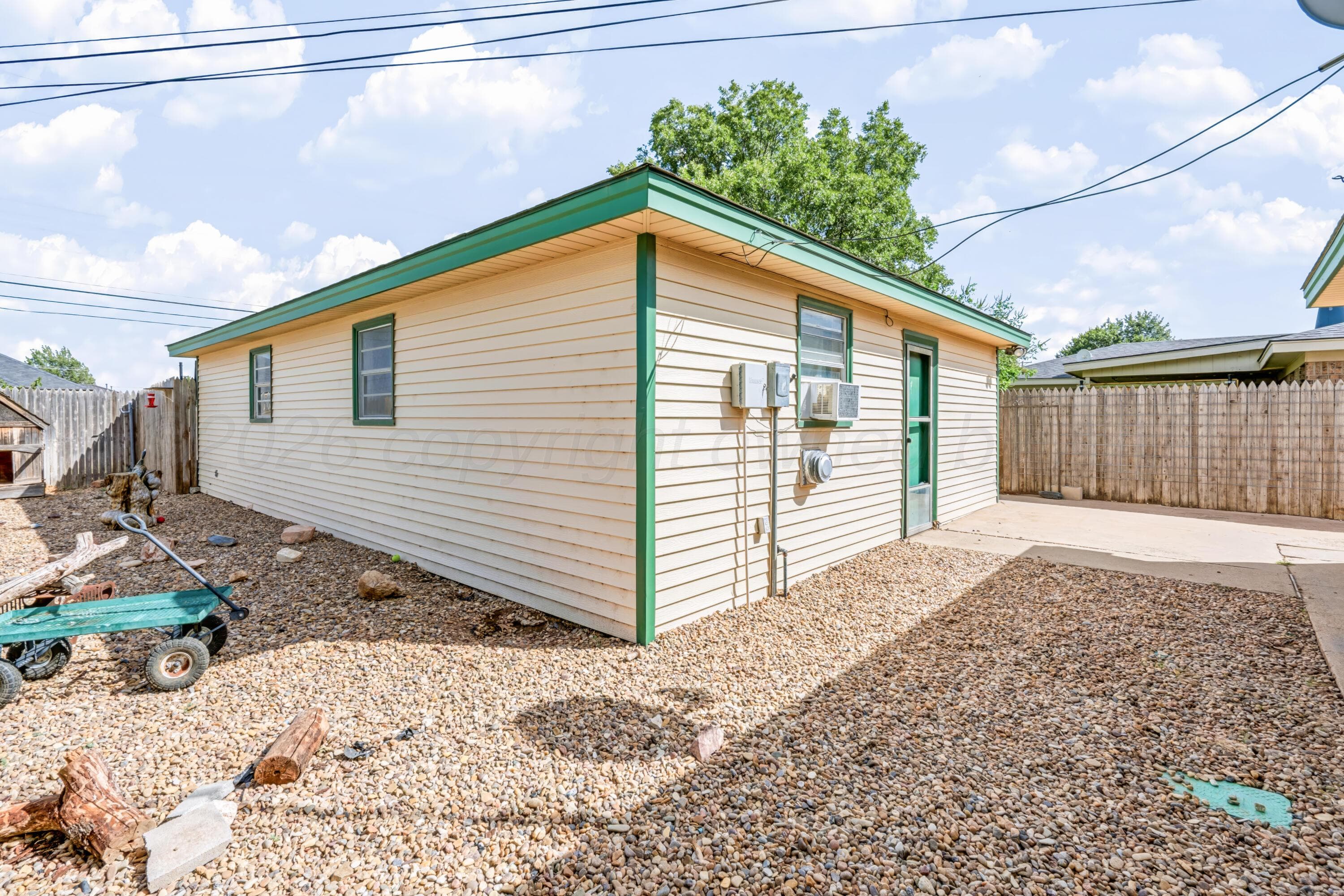 725 BENNETT Drive, Dumas, TX 79029-5305, photo 45