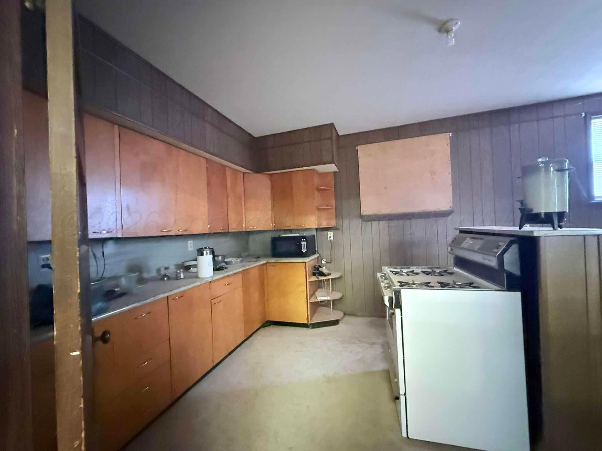 609 Walnut Street, Hereford, TX 79045, photo 9