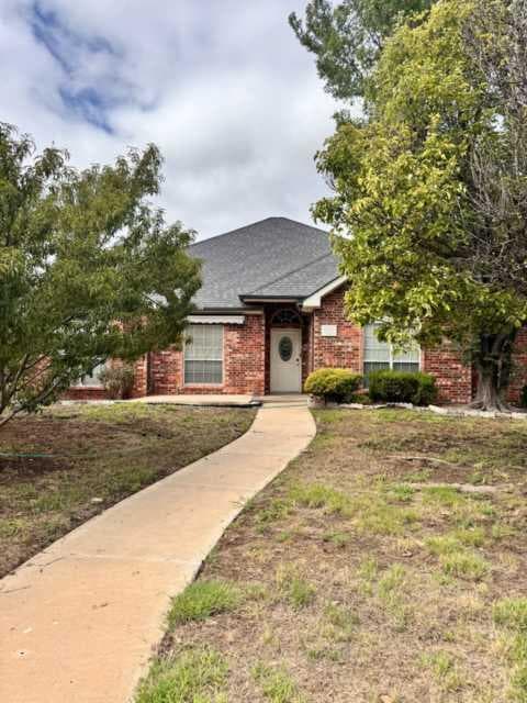 6304 S Crockett Street, Amarillo, TX 79118