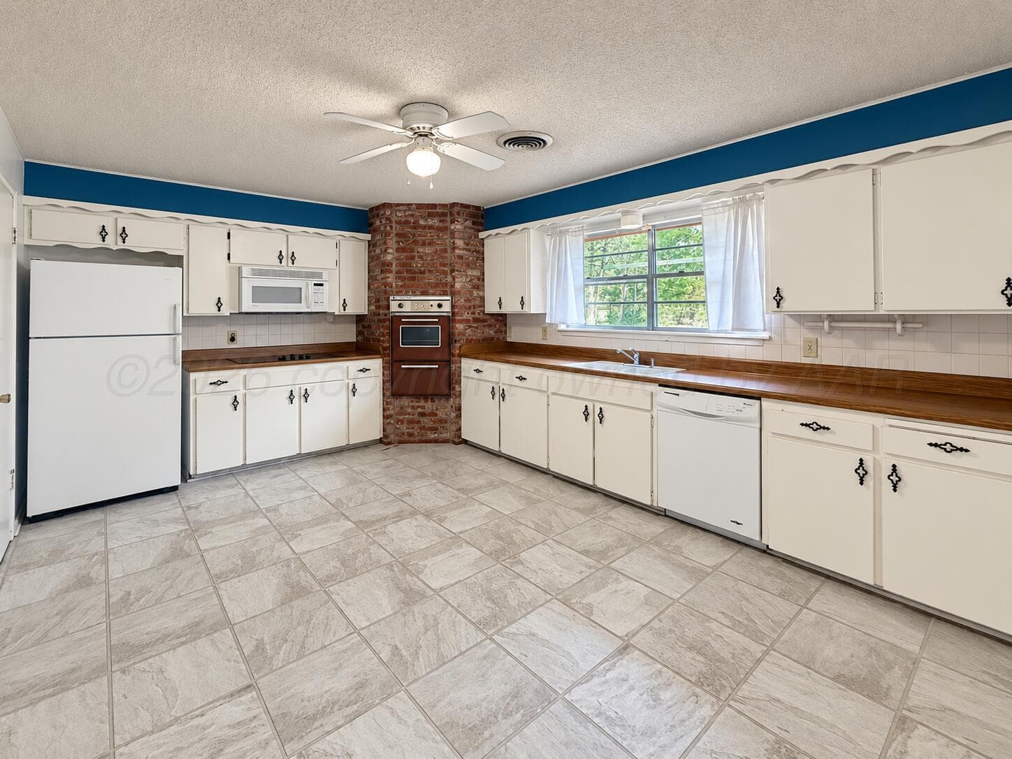 1505 E GEARY Road, Dumas, TX 79029-3539, photo 4