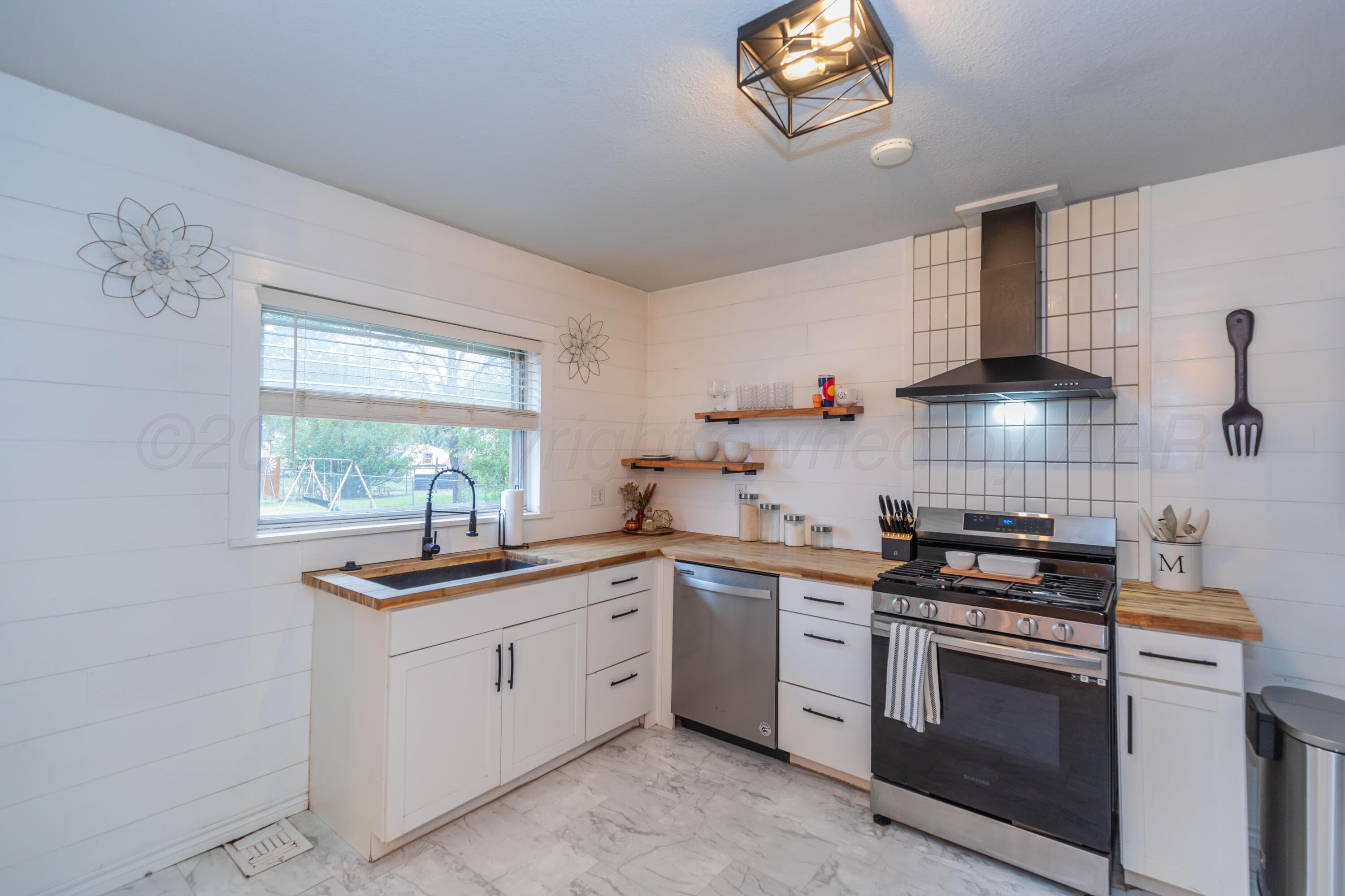 4826 SW 10TH Avenue, Amarillo, TX 79106-5512, photo 9