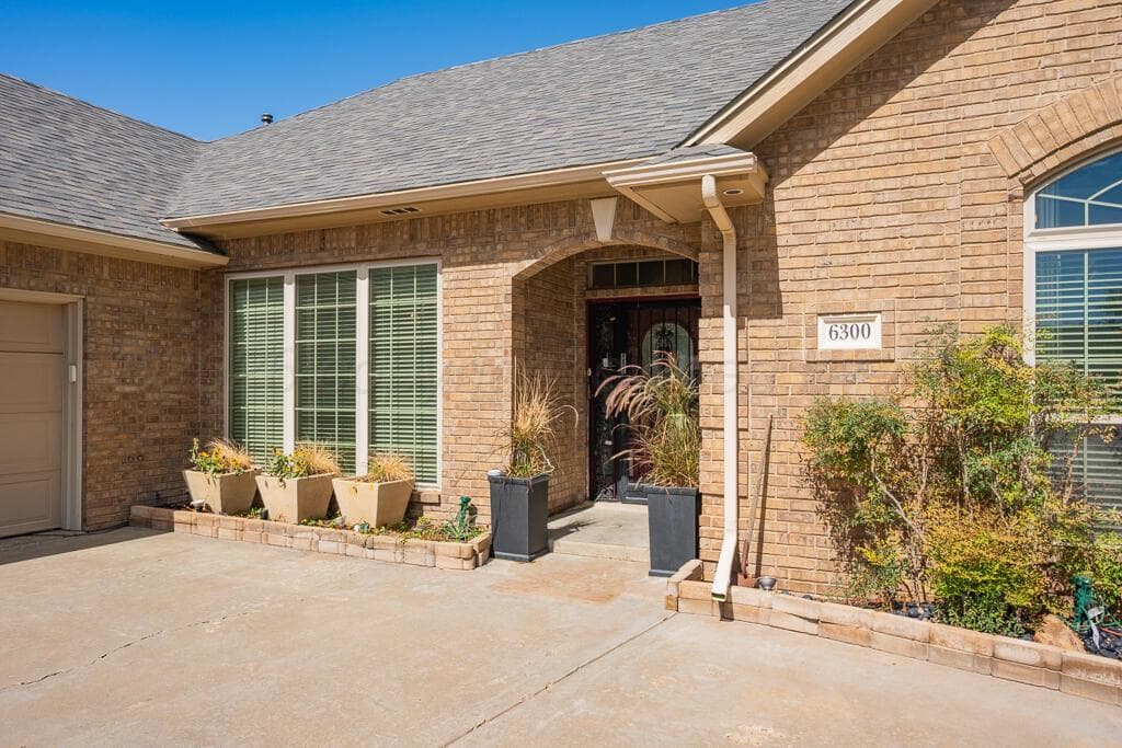 6300 CEDAR HOLLOW Drive, Amarillo, TX 79124-1227, photo 4