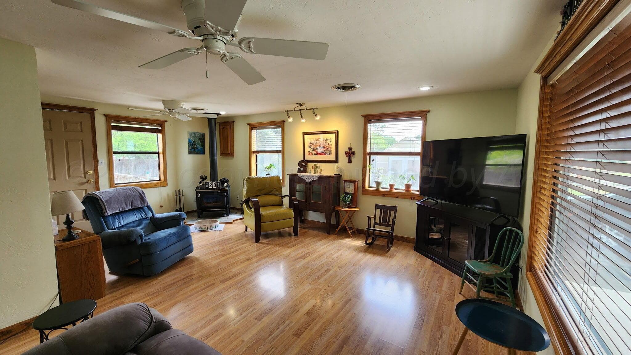 1103 Cheyenne Avenue, Canadian, TX 79014, photo 2