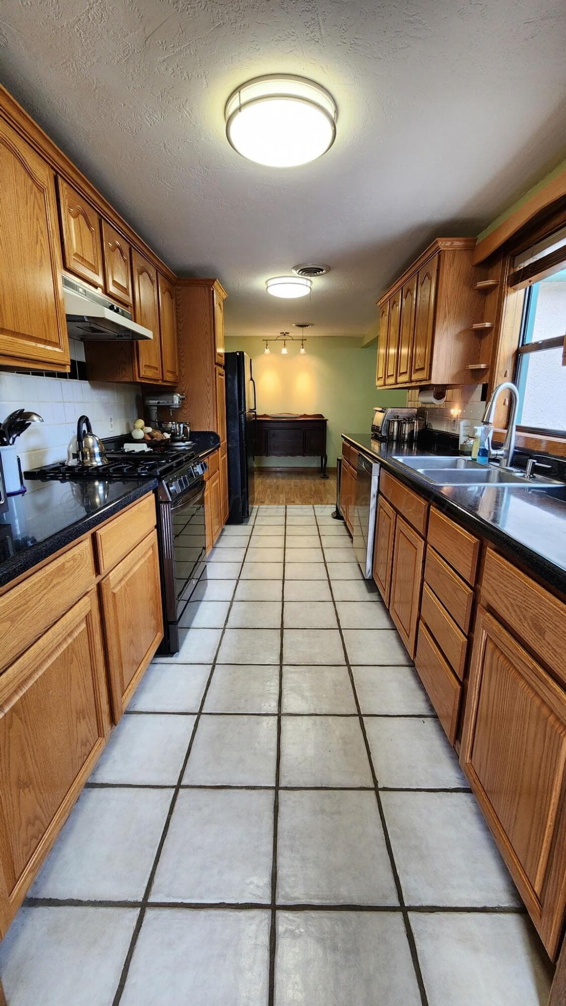 1103 Cheyenne Avenue, Canadian, TX 79014, photo 5