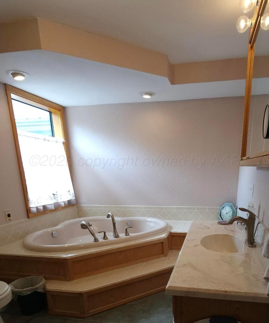 1103 Cheyenne Avenue, Canadian, TX 79014, photo 9